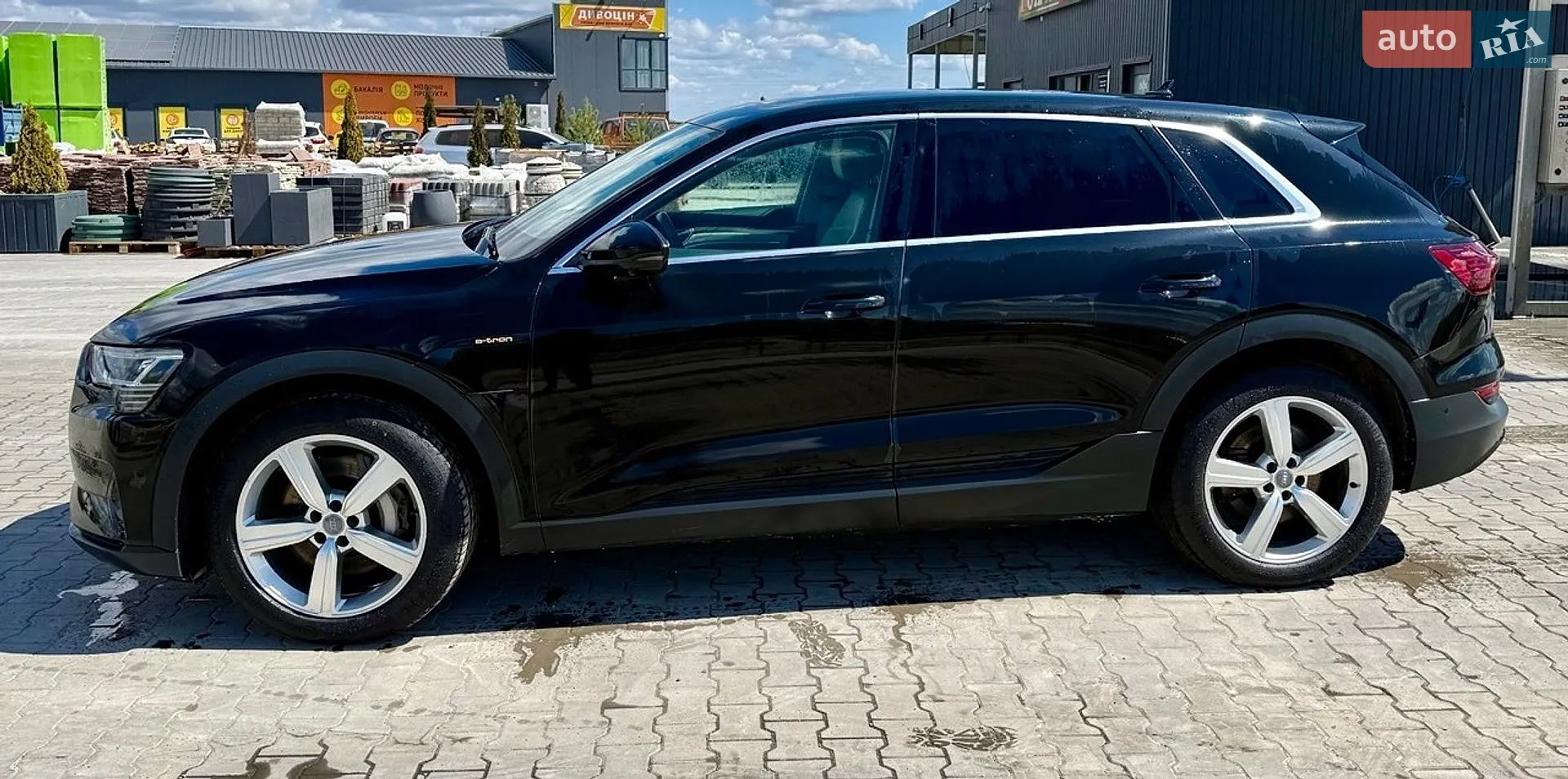 2019 Audi e-tron - мініатюра 24