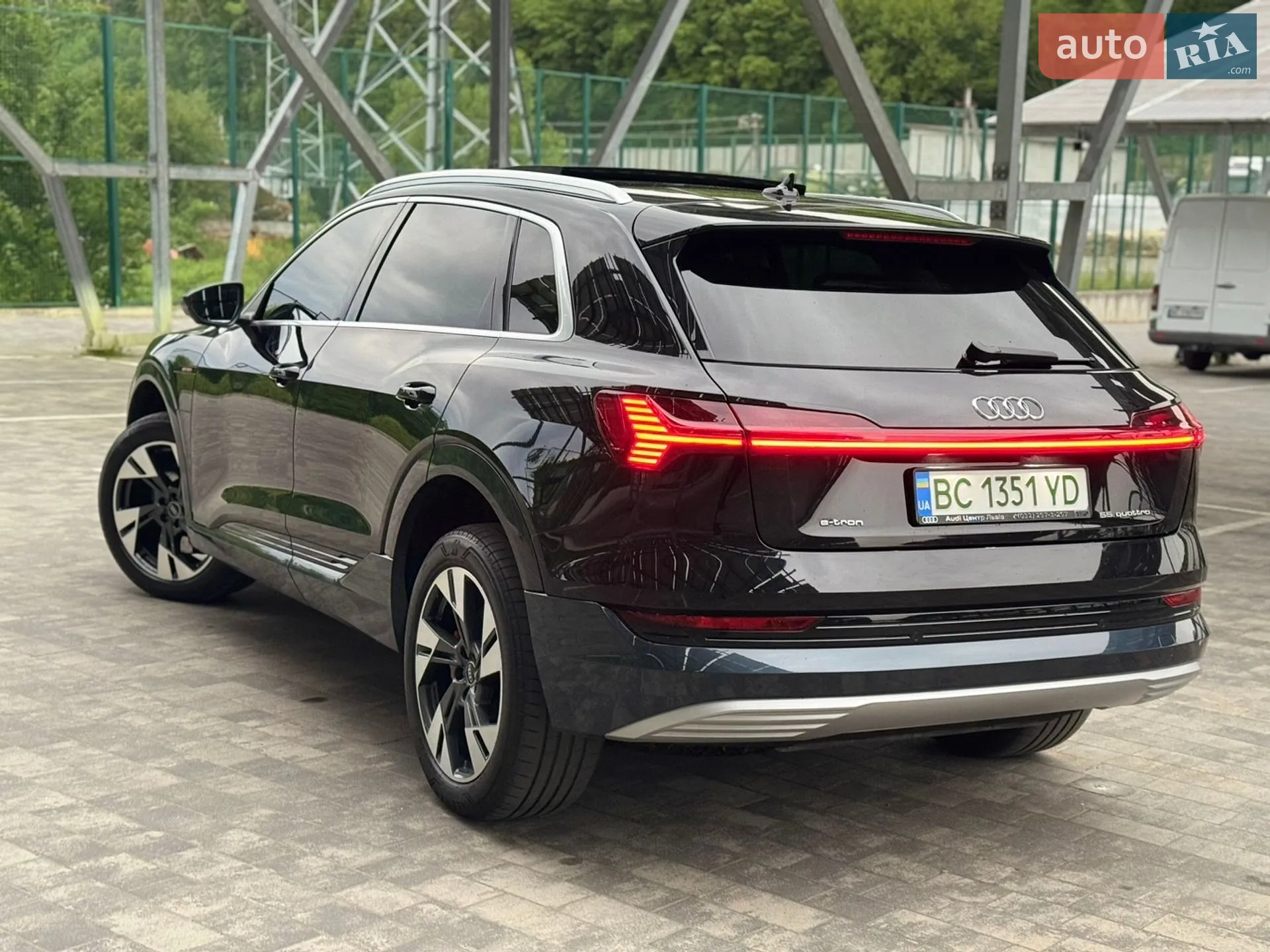 2022 Audi e-tron - мініатюра 10