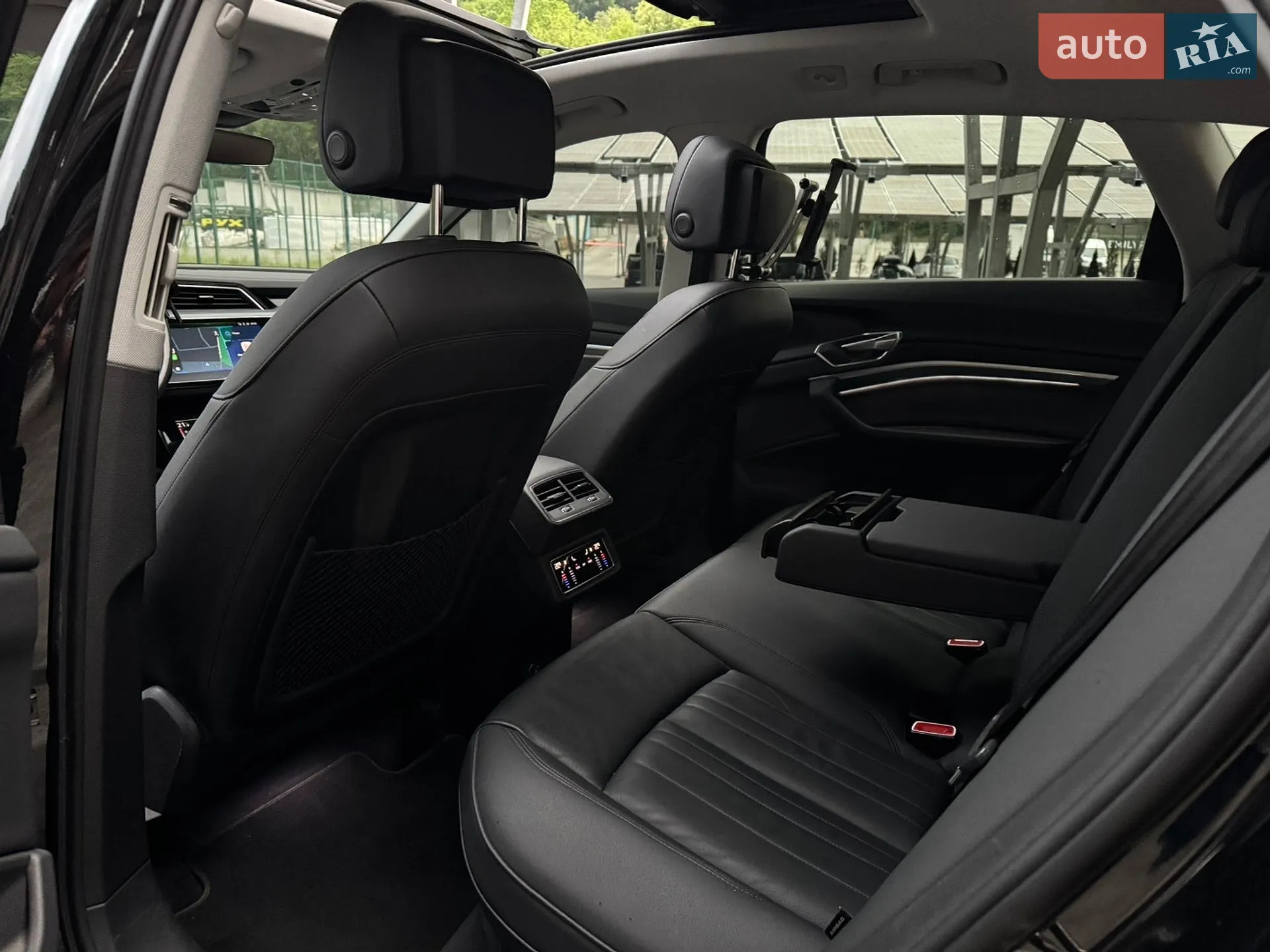 2022 Audi e-tron - мініатюра 24