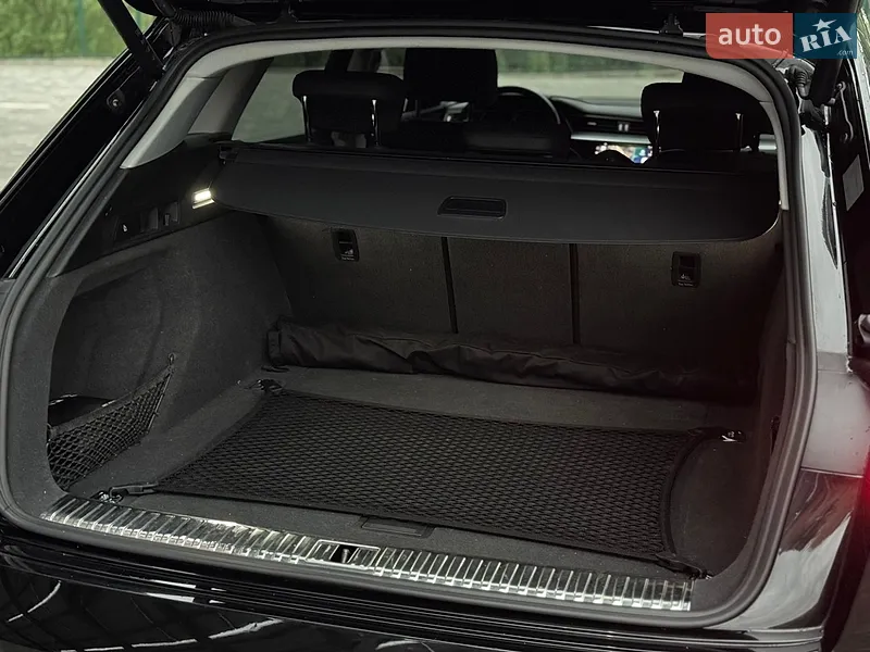 Audi e-tron 2022 VIN WAUZZZGE8NB031606 фото оголошення 36 з 68