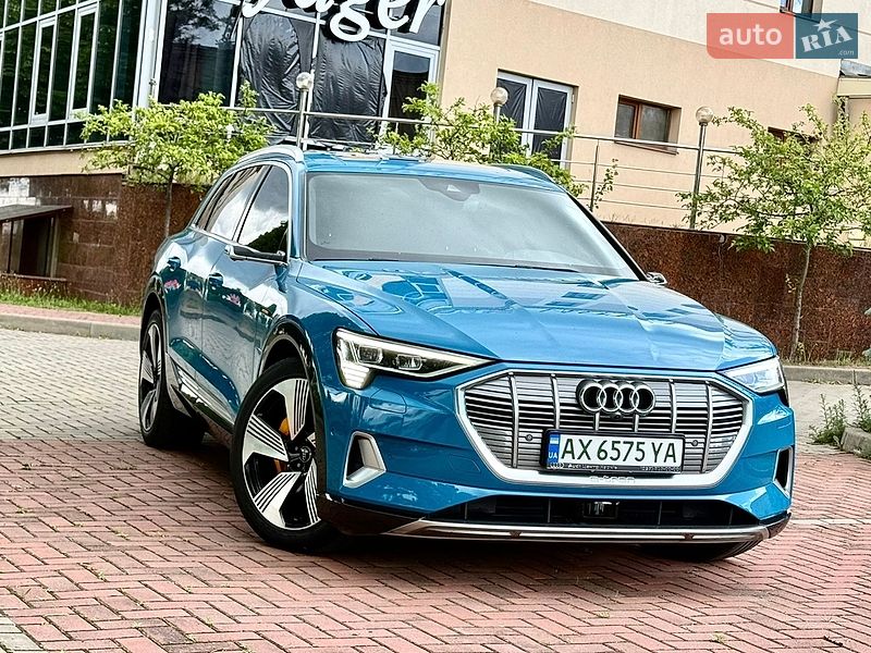 Audi e-tron 2019