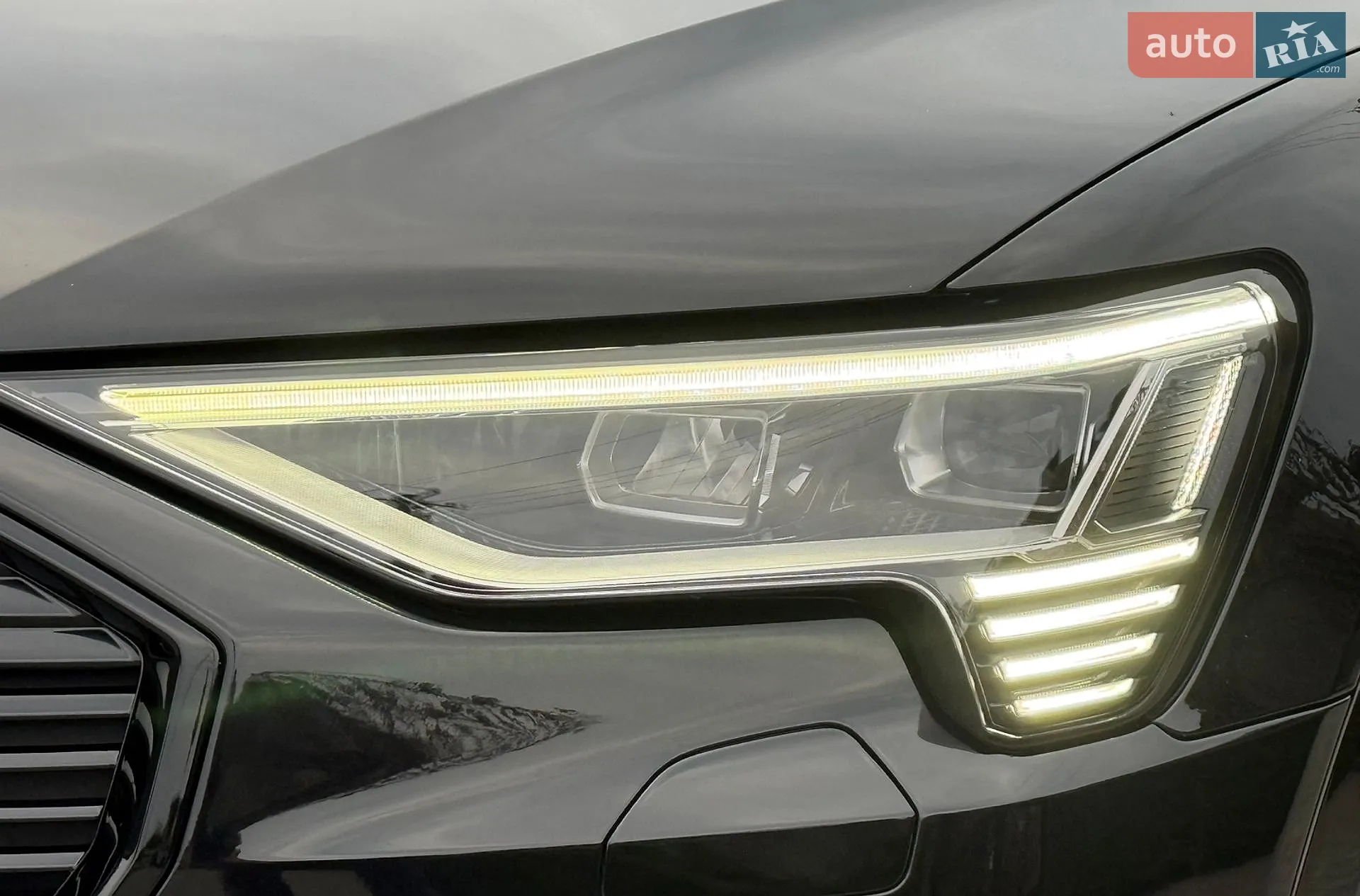 2019 Audi e-tron - мініатюра 9