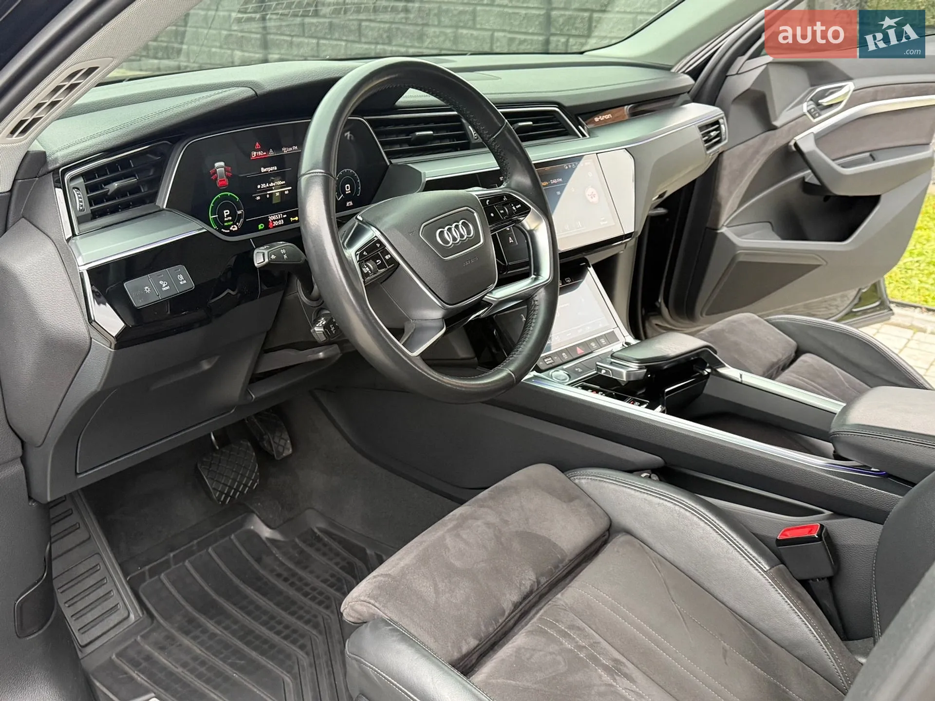 2019 Audi e-tron - мініатюра 35