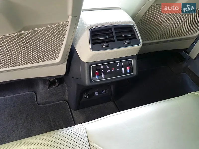Audi e-tron 2019 VIN WA1VABGE3KB011317 фото оголошення 19 з 52