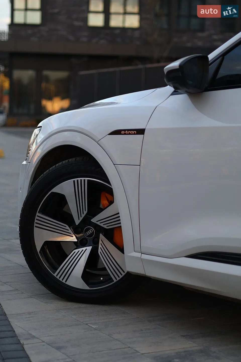 2021 Audi e-tron - мініатюра 9