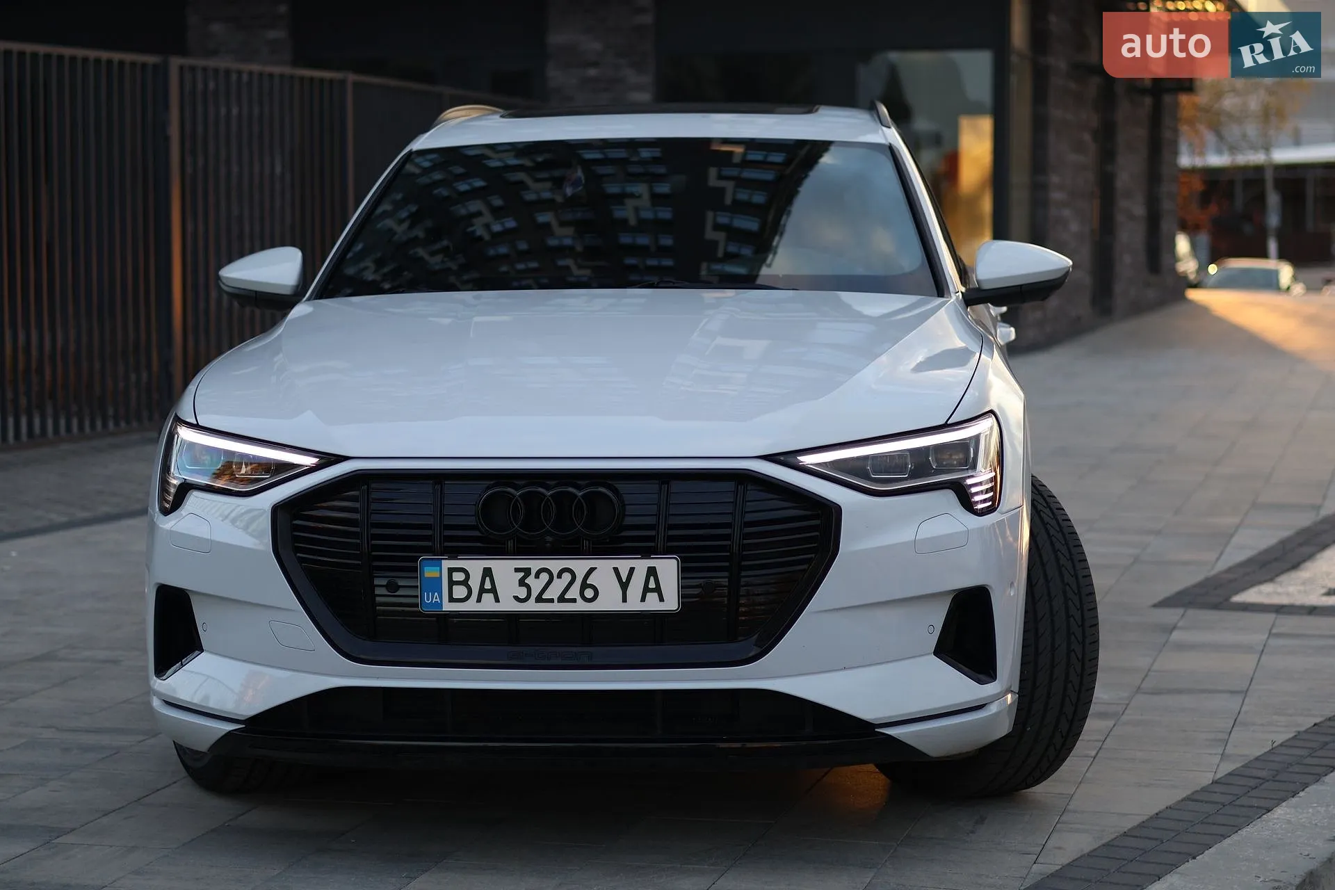 2021 Audi e-tron - мініатюра 10