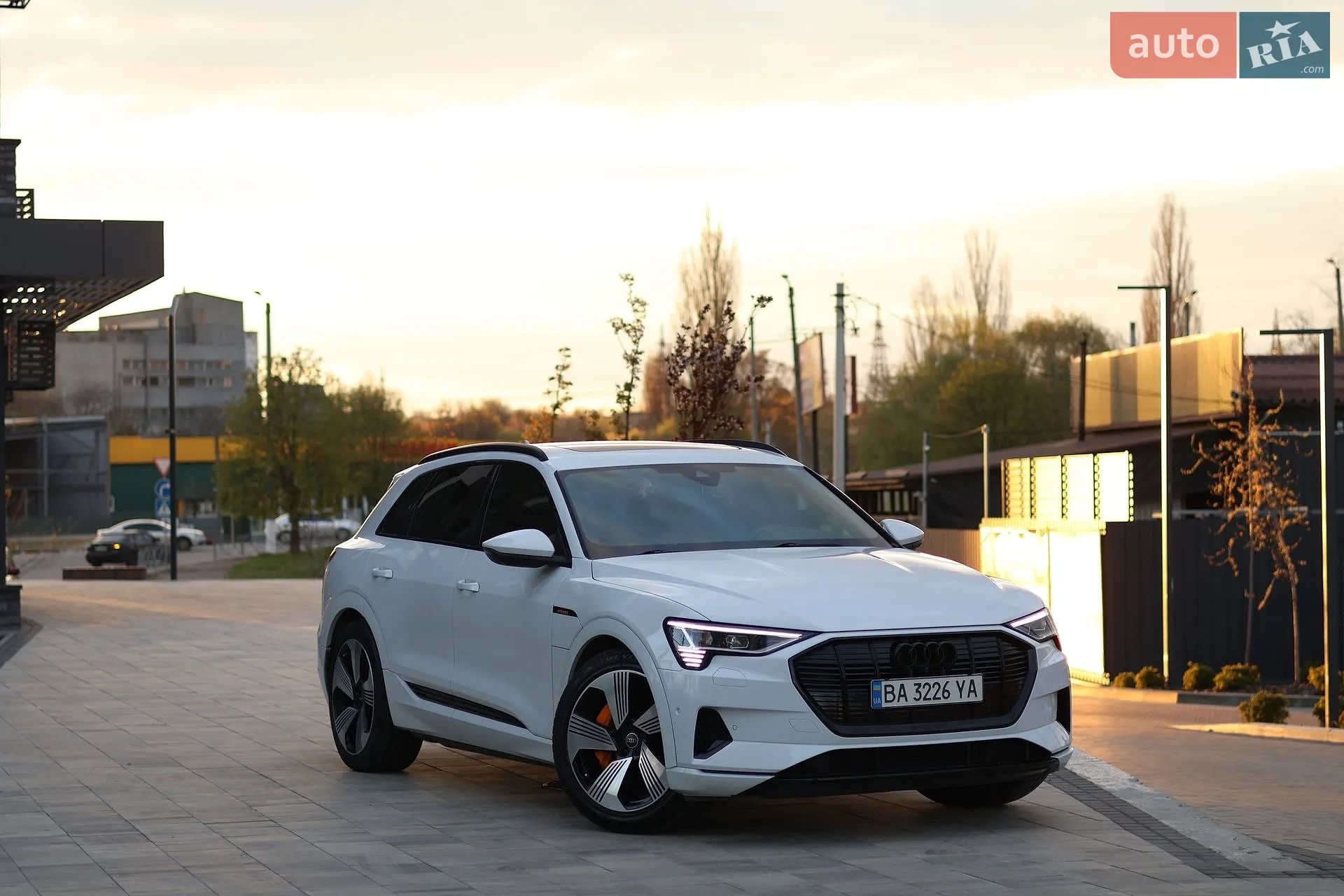 2021 Audi e-tron - мініатюра 14