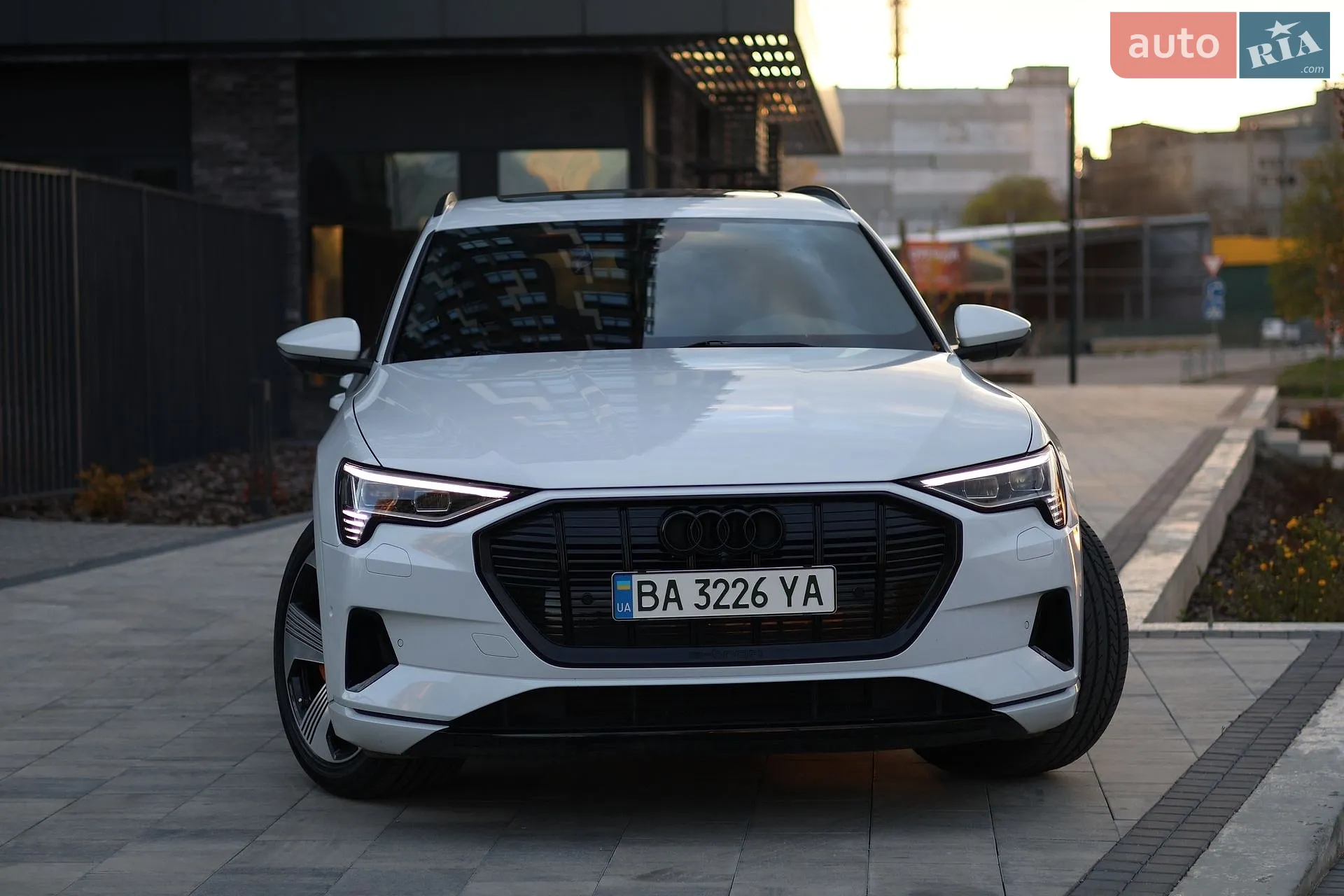 2021 Audi e-tron - мініатюра 16