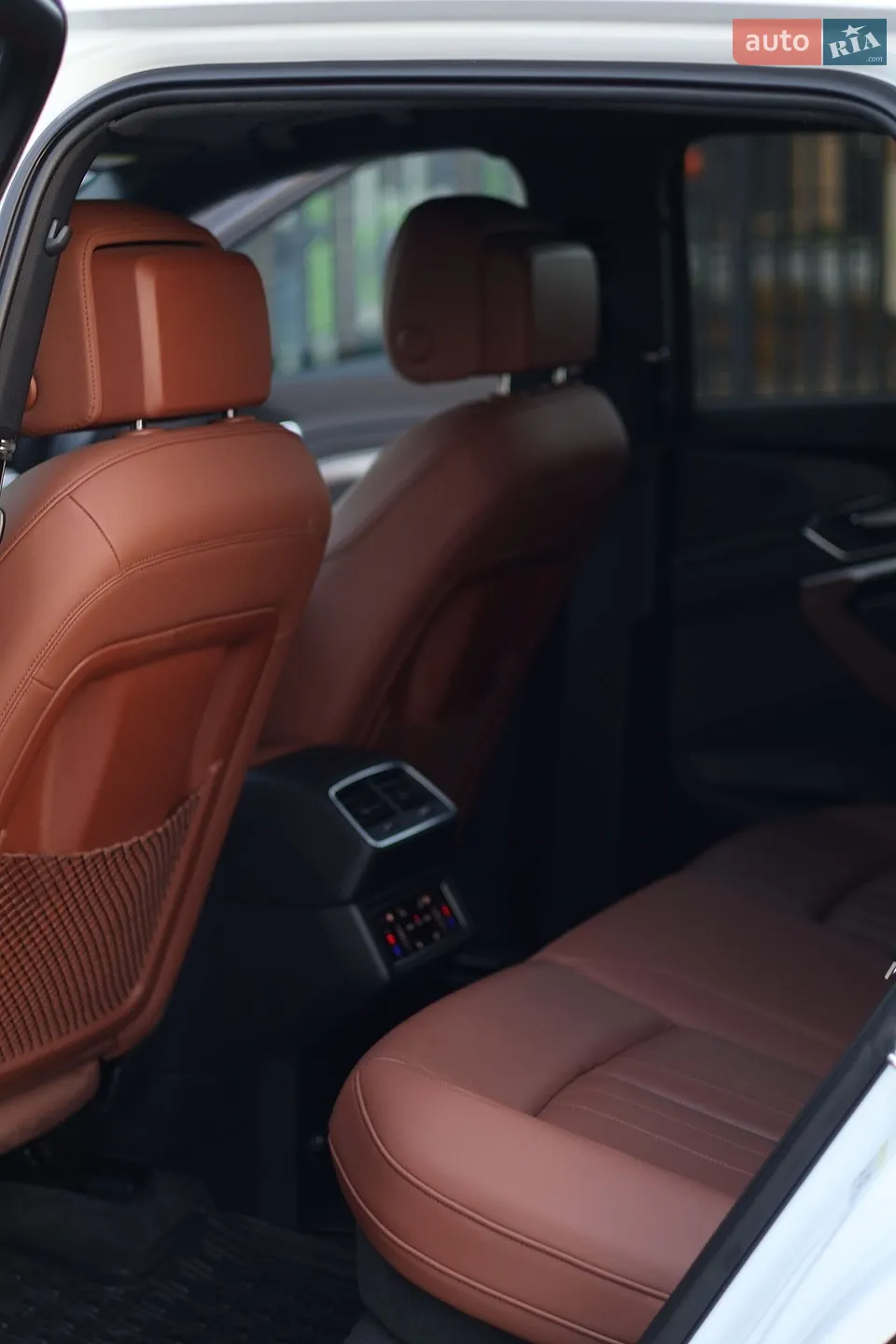 2021 Audi e-tron - мініатюра 26