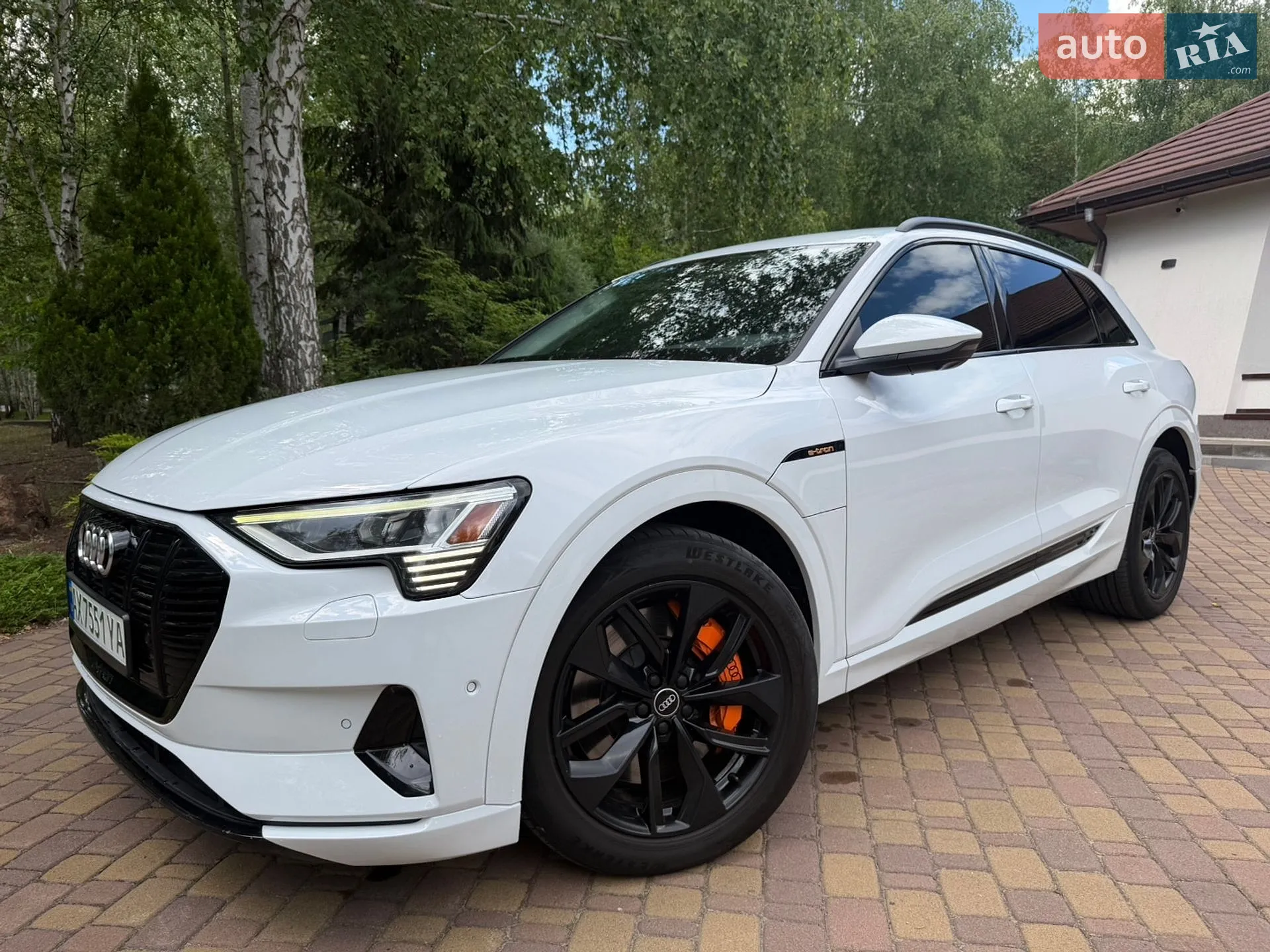 2021 Audi e-tron - фото 1