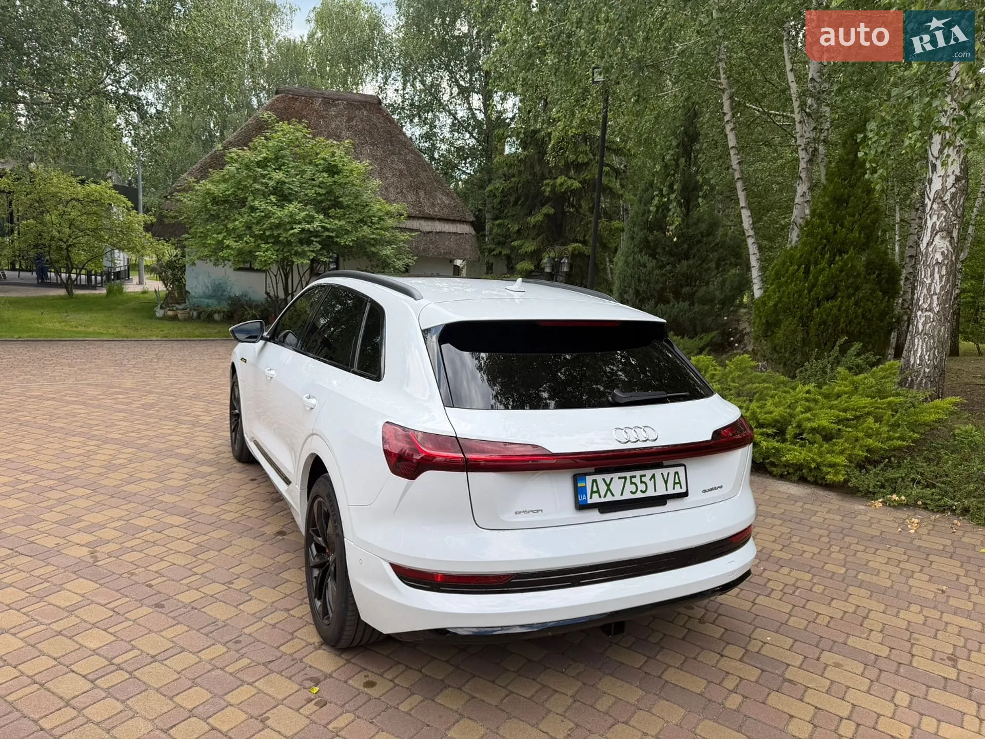 2021 Audi e-tron - мініатюра 12