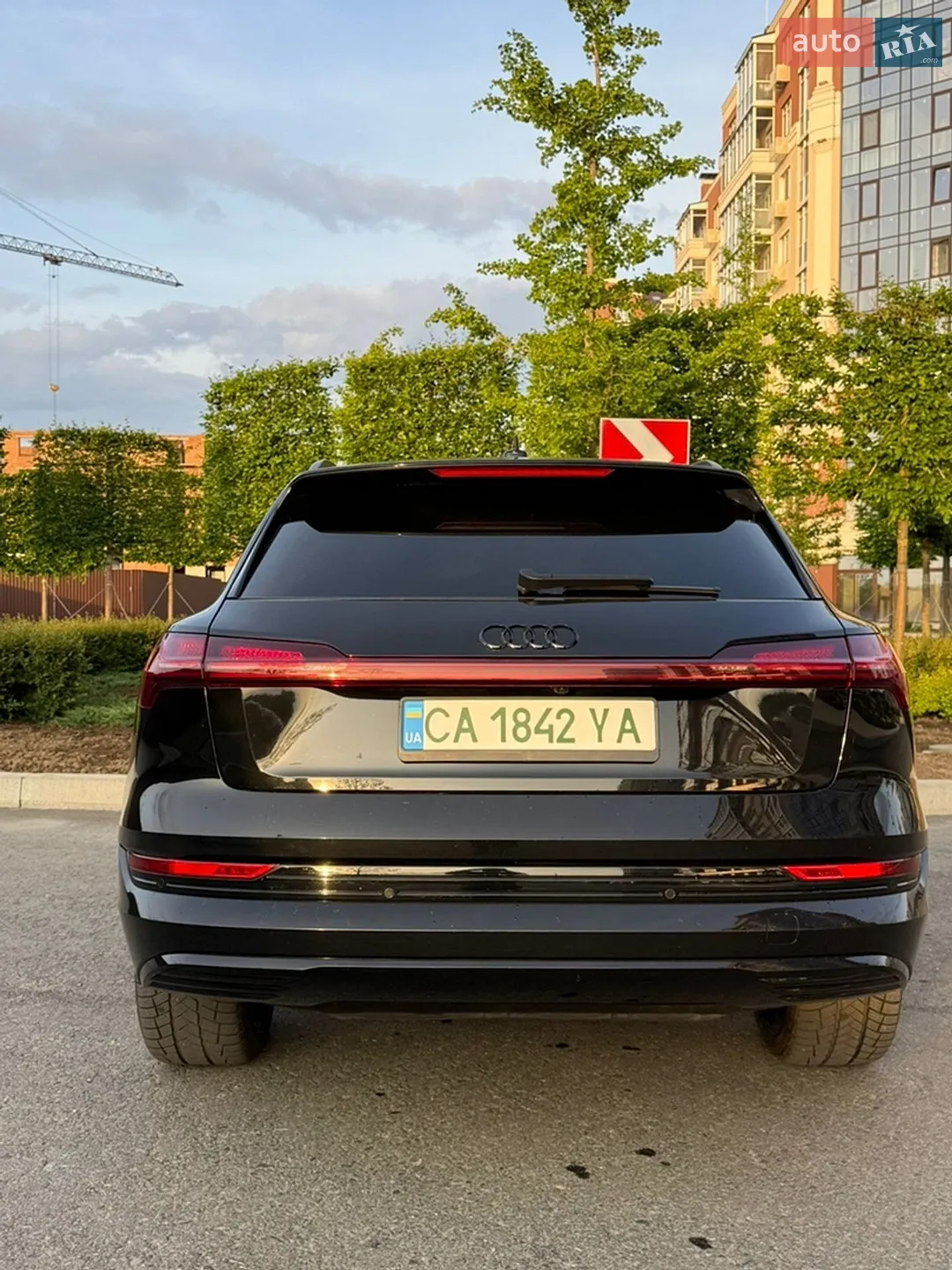 2019 Audi e-tron - мініатюра 6