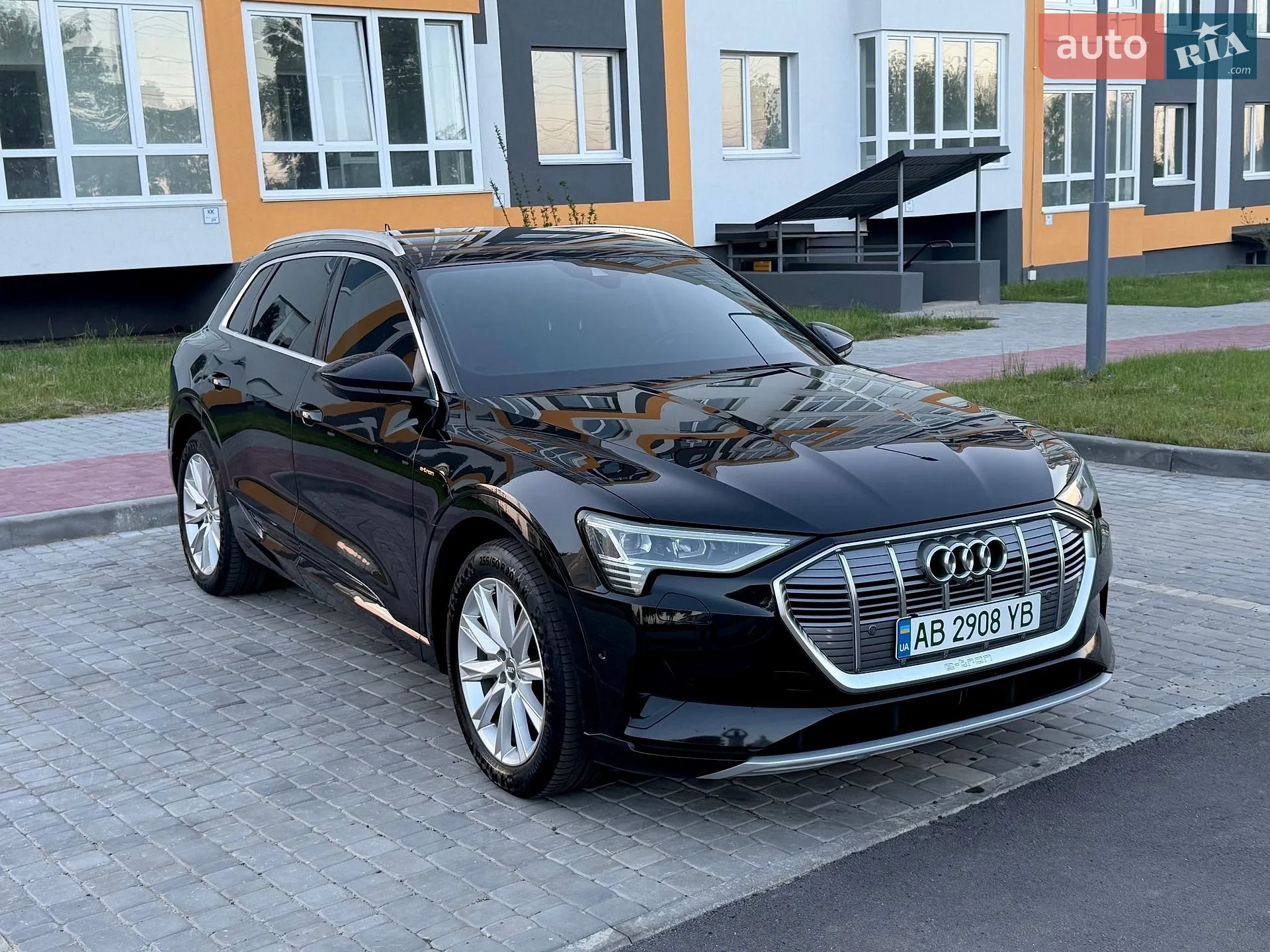 2019 Audi e-tron - мініатюра 7