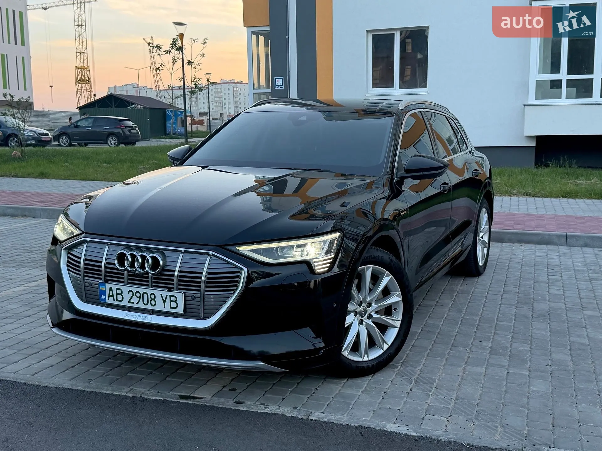 2019 Audi e-tron - мініатюра 21