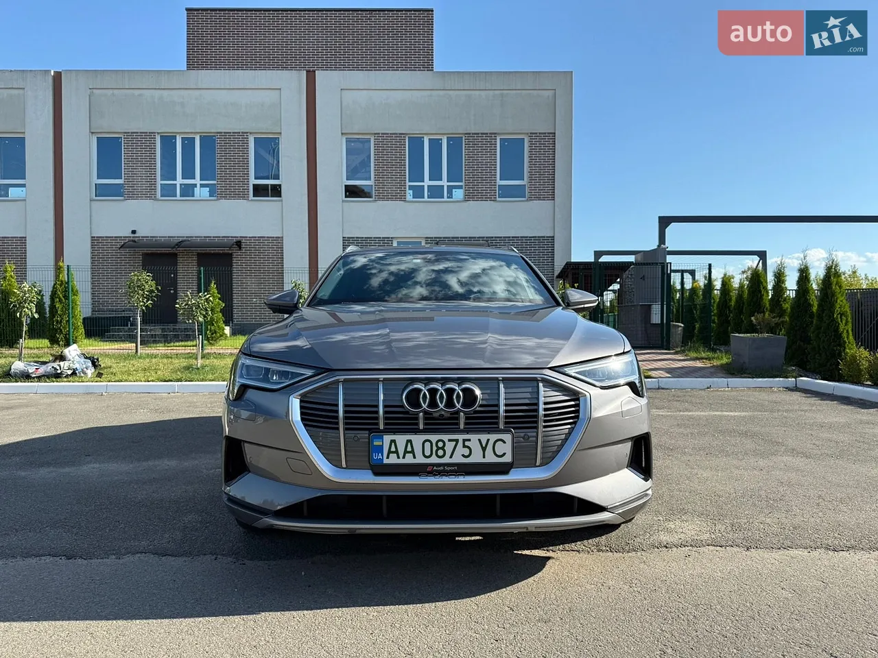 2020 Audi e-tron - мініатюра 24