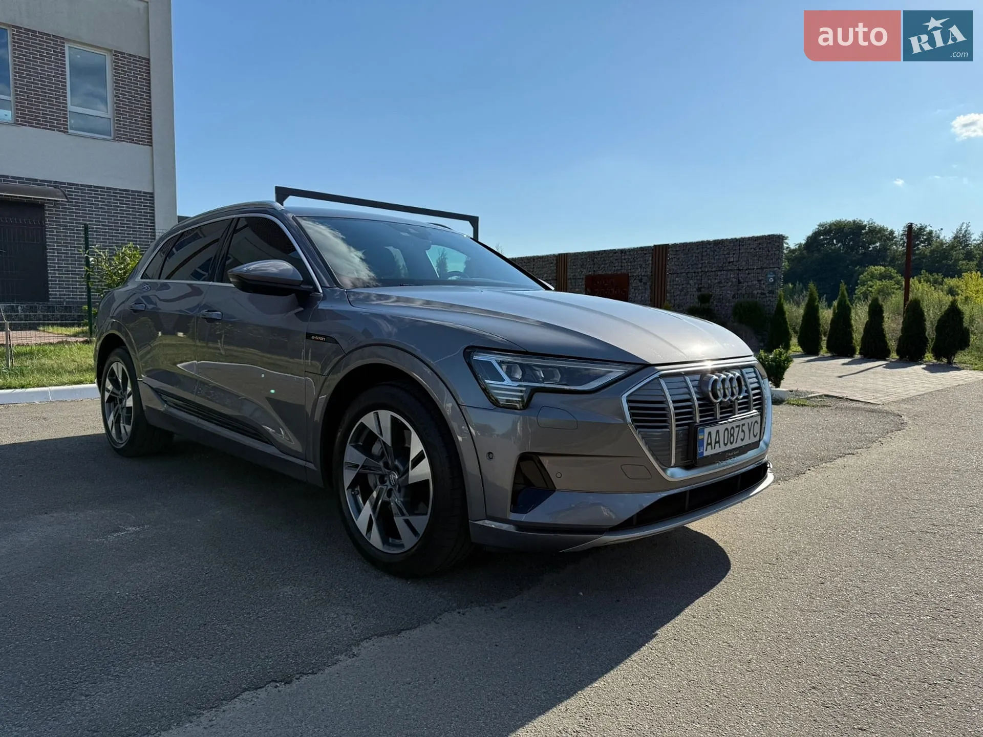 2020 Audi e-tron - мініатюра 9