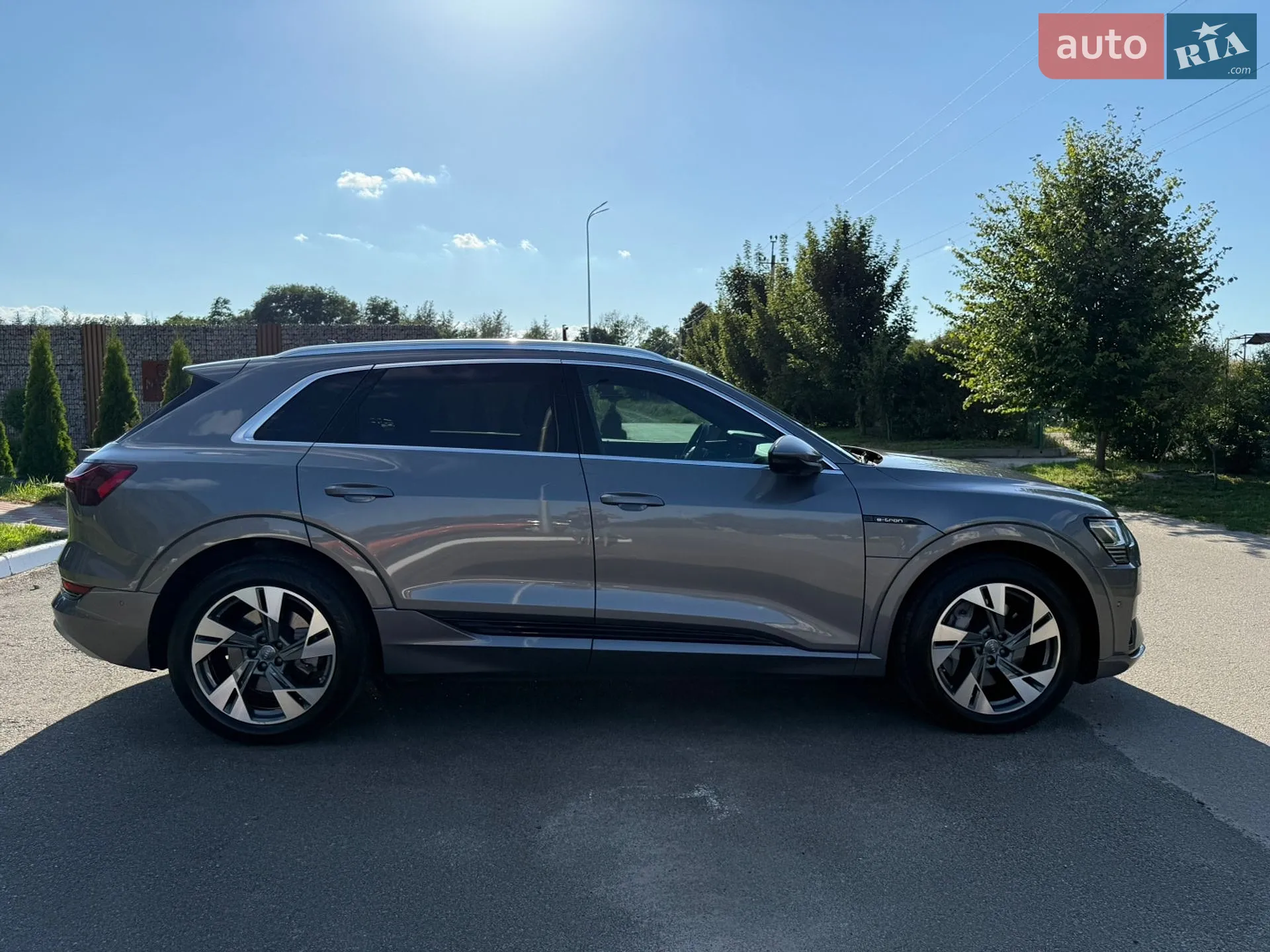 2020 Audi e-tron - мініатюра 17