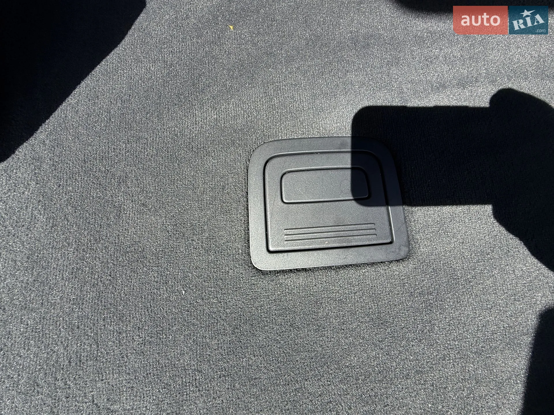 2020 Audi e-tron - мініатюра 27