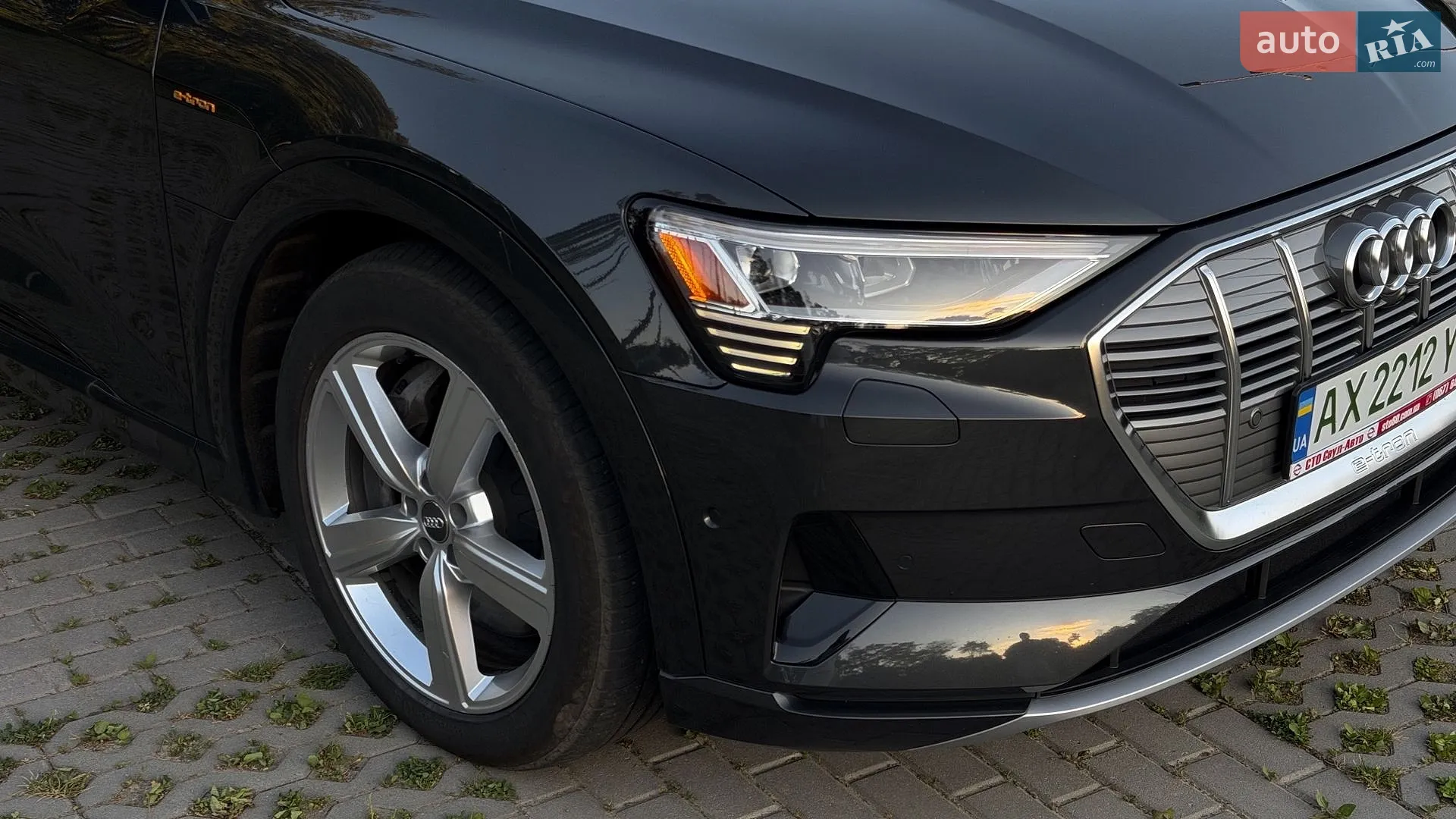 2019 Audi e-tron - мініатюра 8