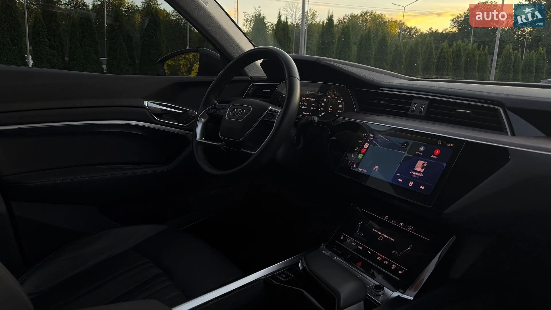 2019 Audi e-tron - мініатюра 16