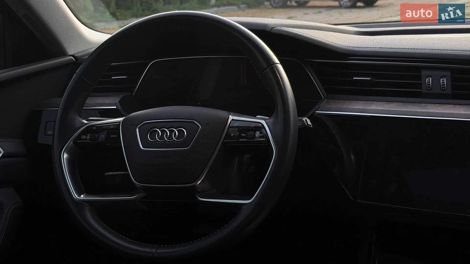 2019 Audi e-tron - мініатюра 26