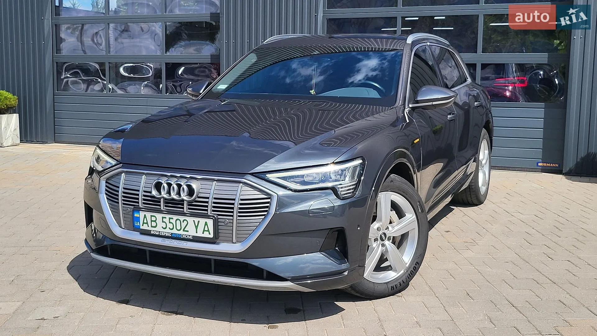 2021 Audi e-tron - мініатюра 2