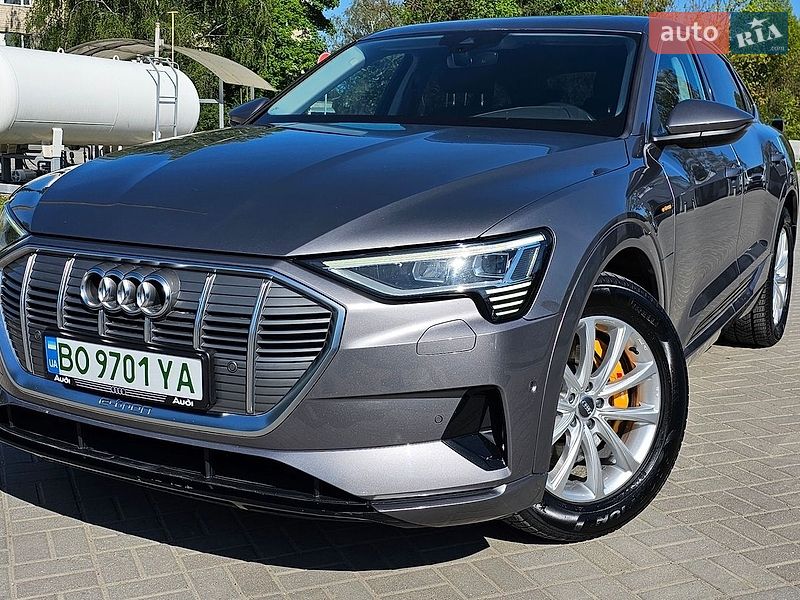 Позашляховик / Кросовер Audi e-tron 2020 в Тернополі