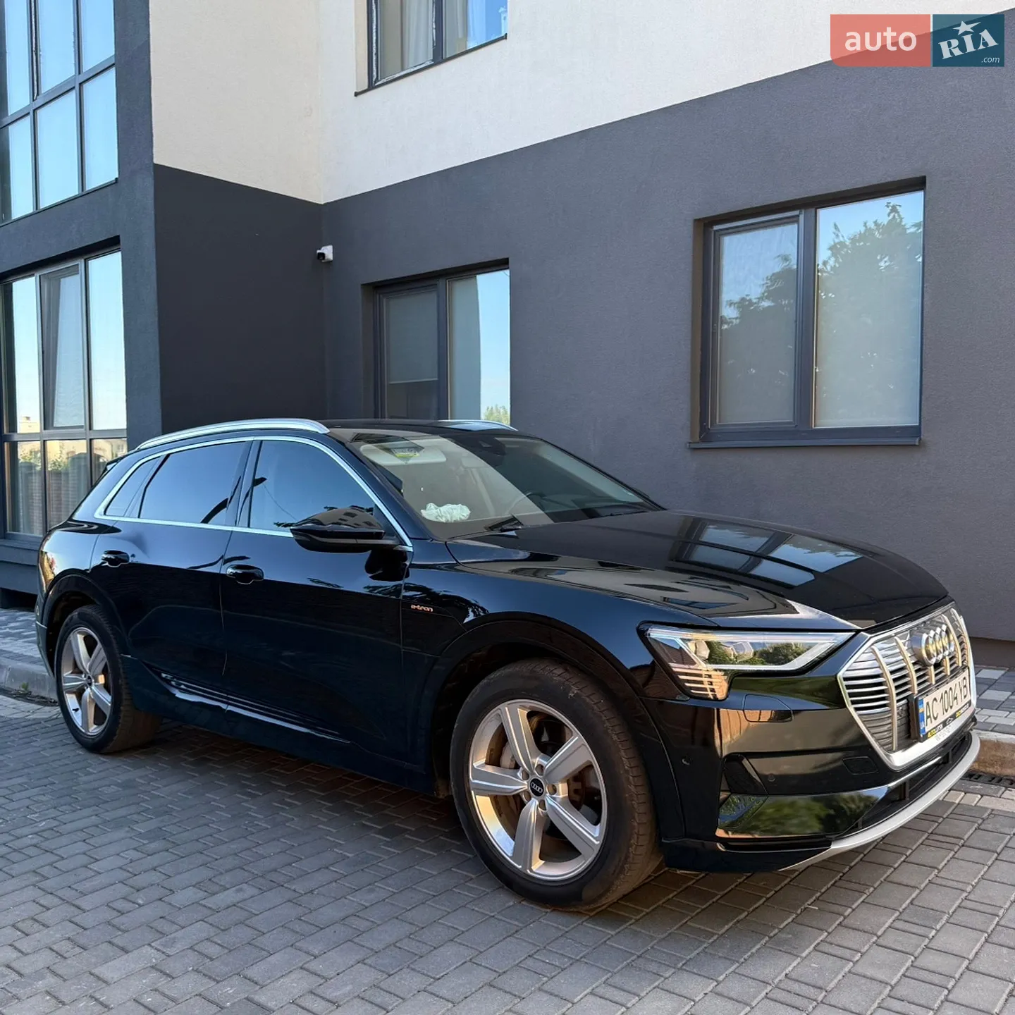 2020 Audi e-tron - мініатюра 5