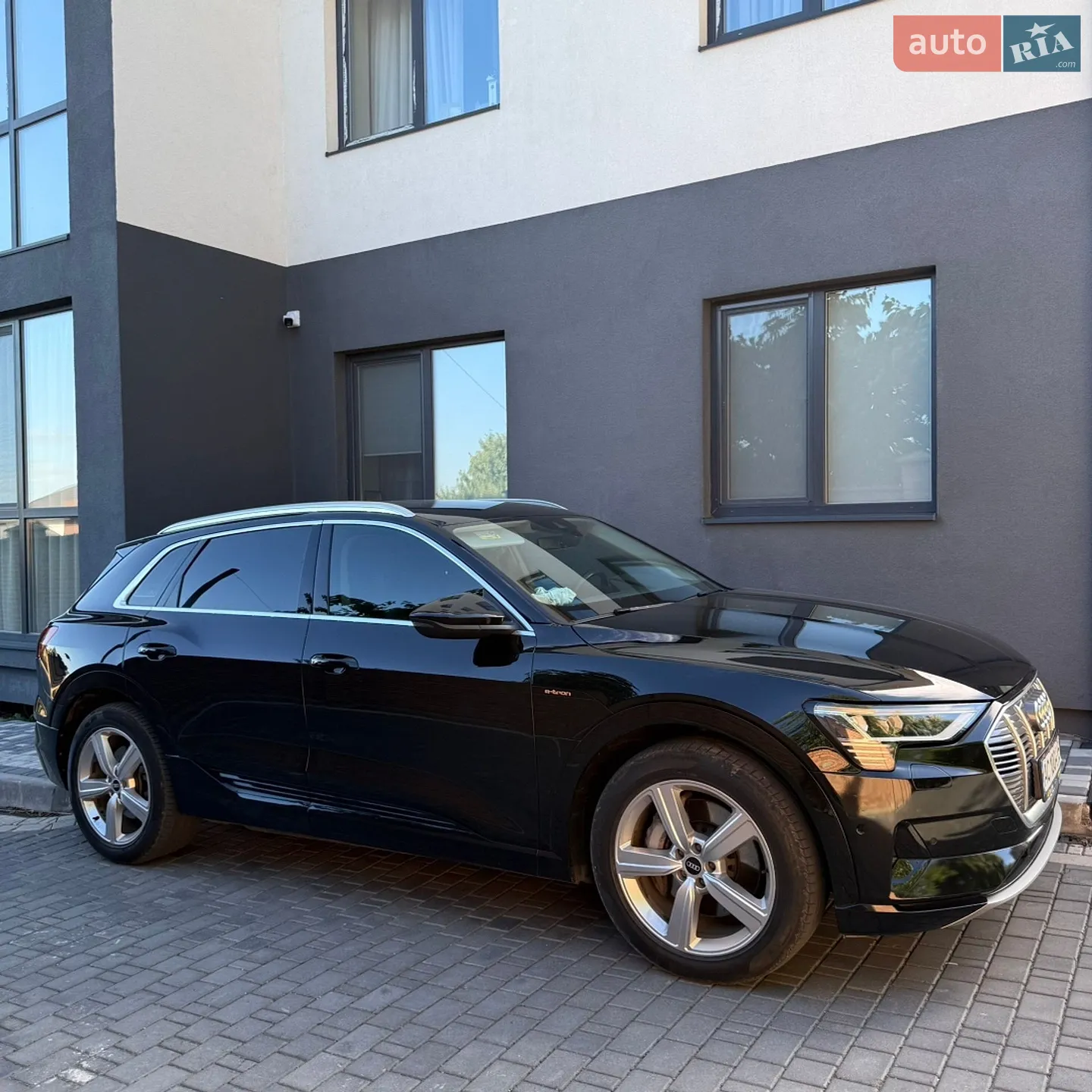 2020 Audi e-tron - мініатюра 6