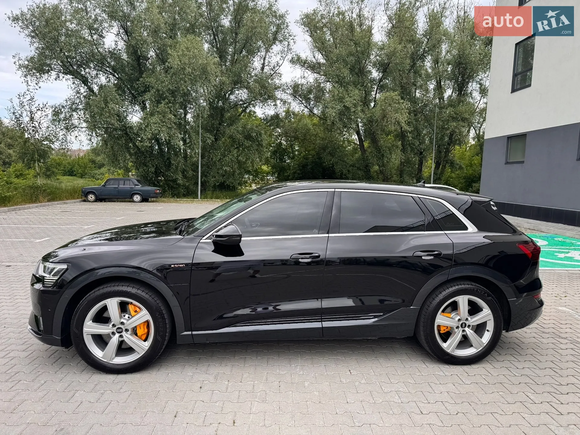 2022 Audi e-tron - мініатюра 5