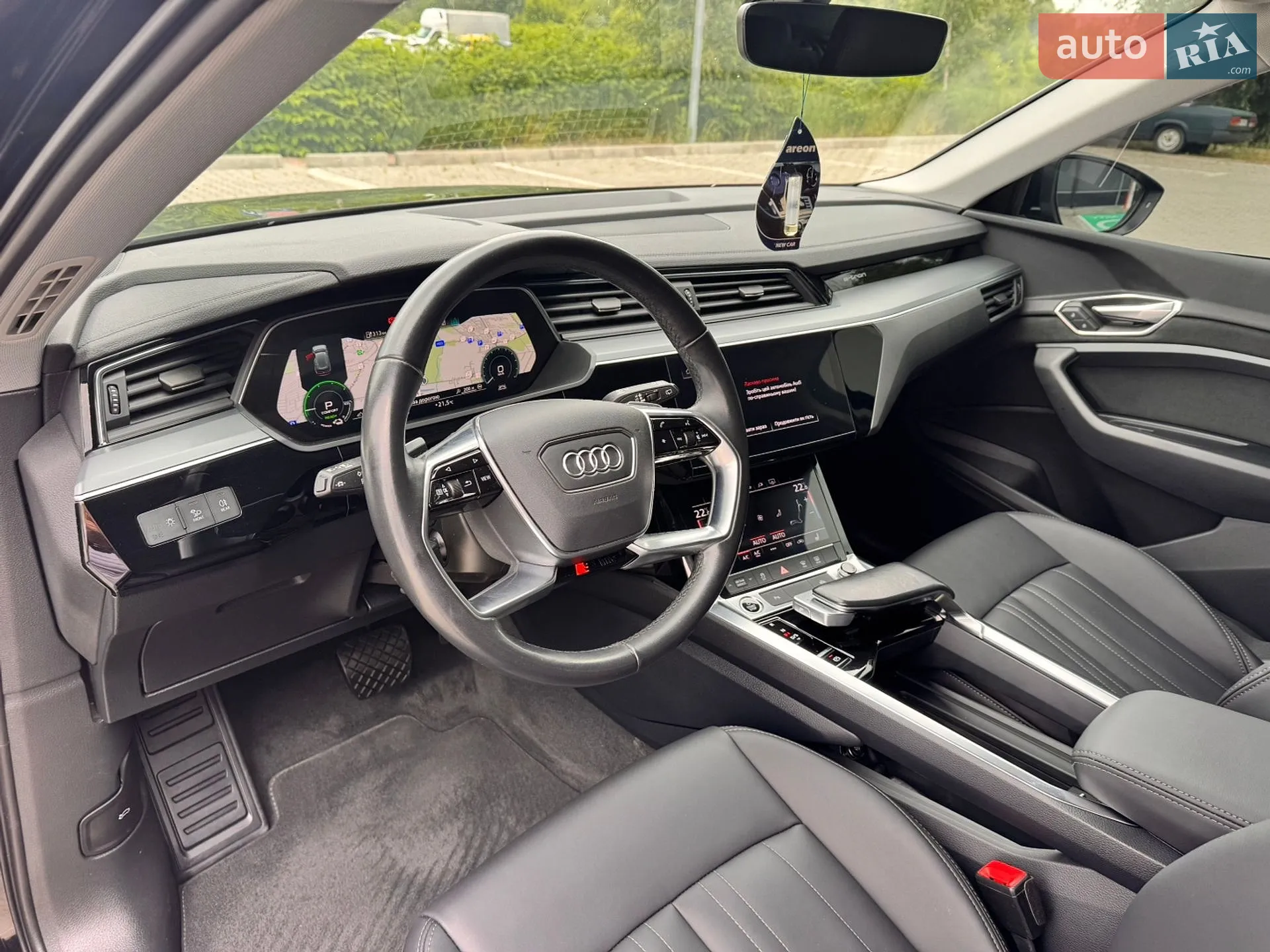 2022 Audi e-tron - мініатюра 23