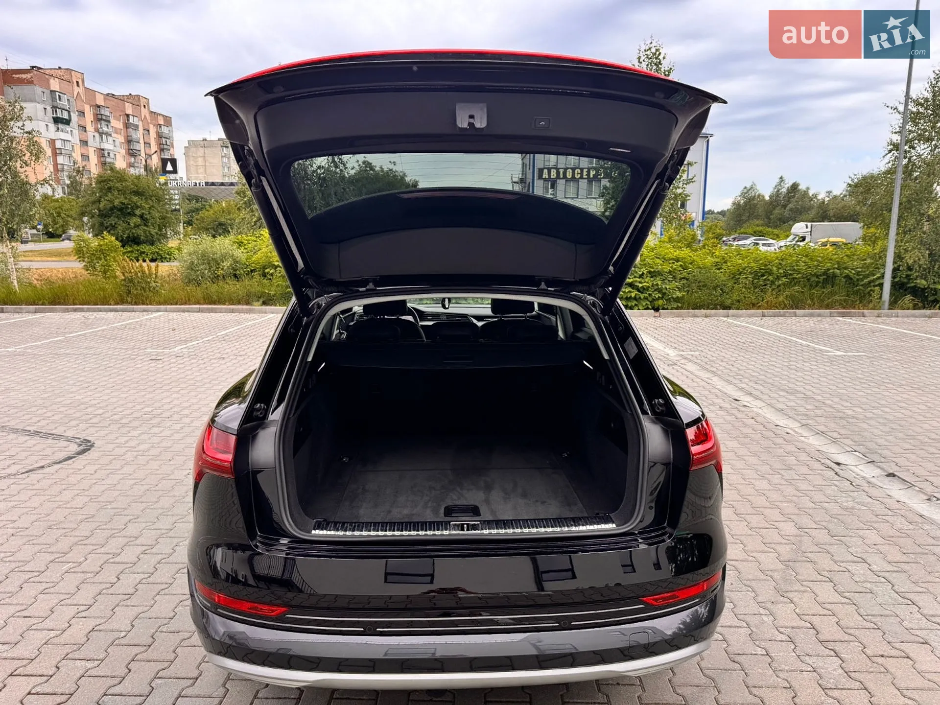 2022 Audi e-tron - мініатюра 15
