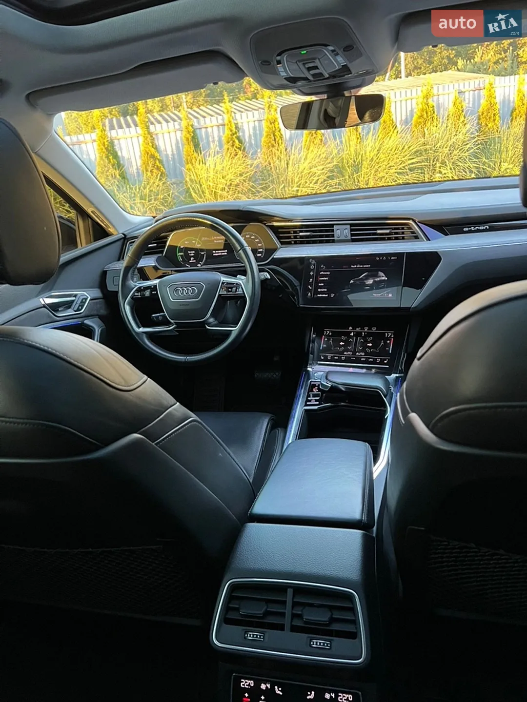 2018 Audi e-tron - мініатюра 101
