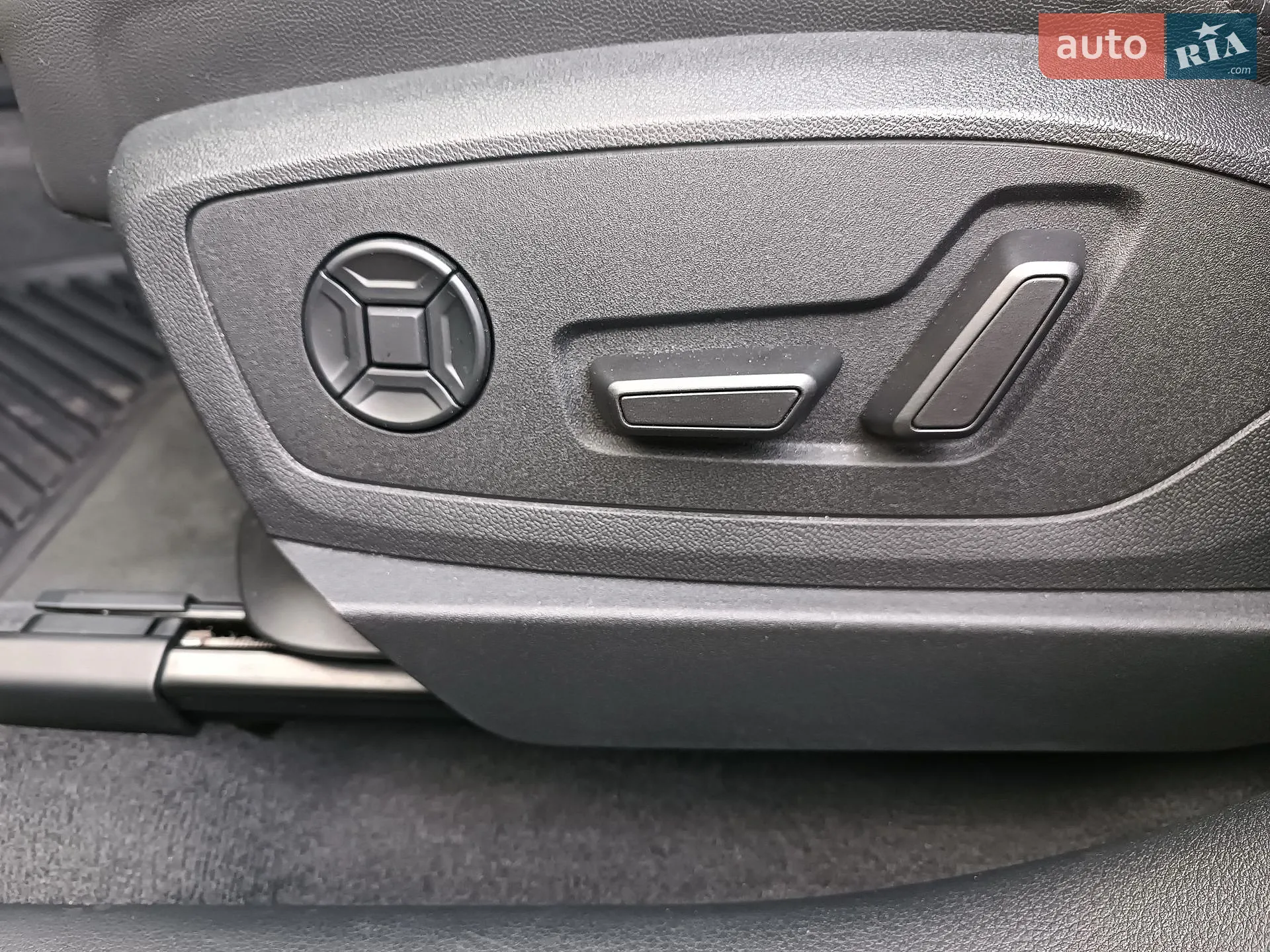 2022 Audi e-tron - мініатюра 37