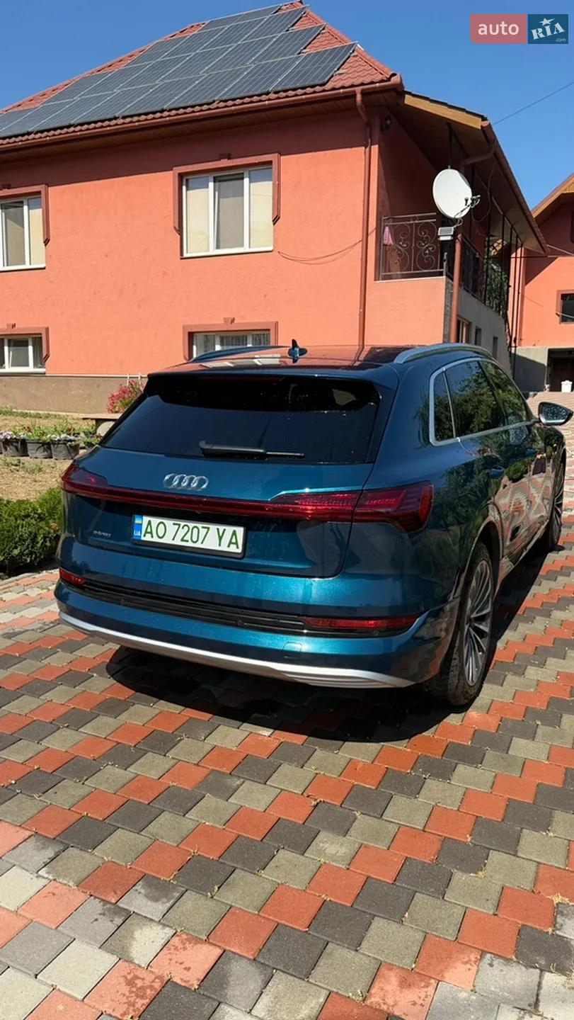 2019 Audi e-tron - мініатюра 12