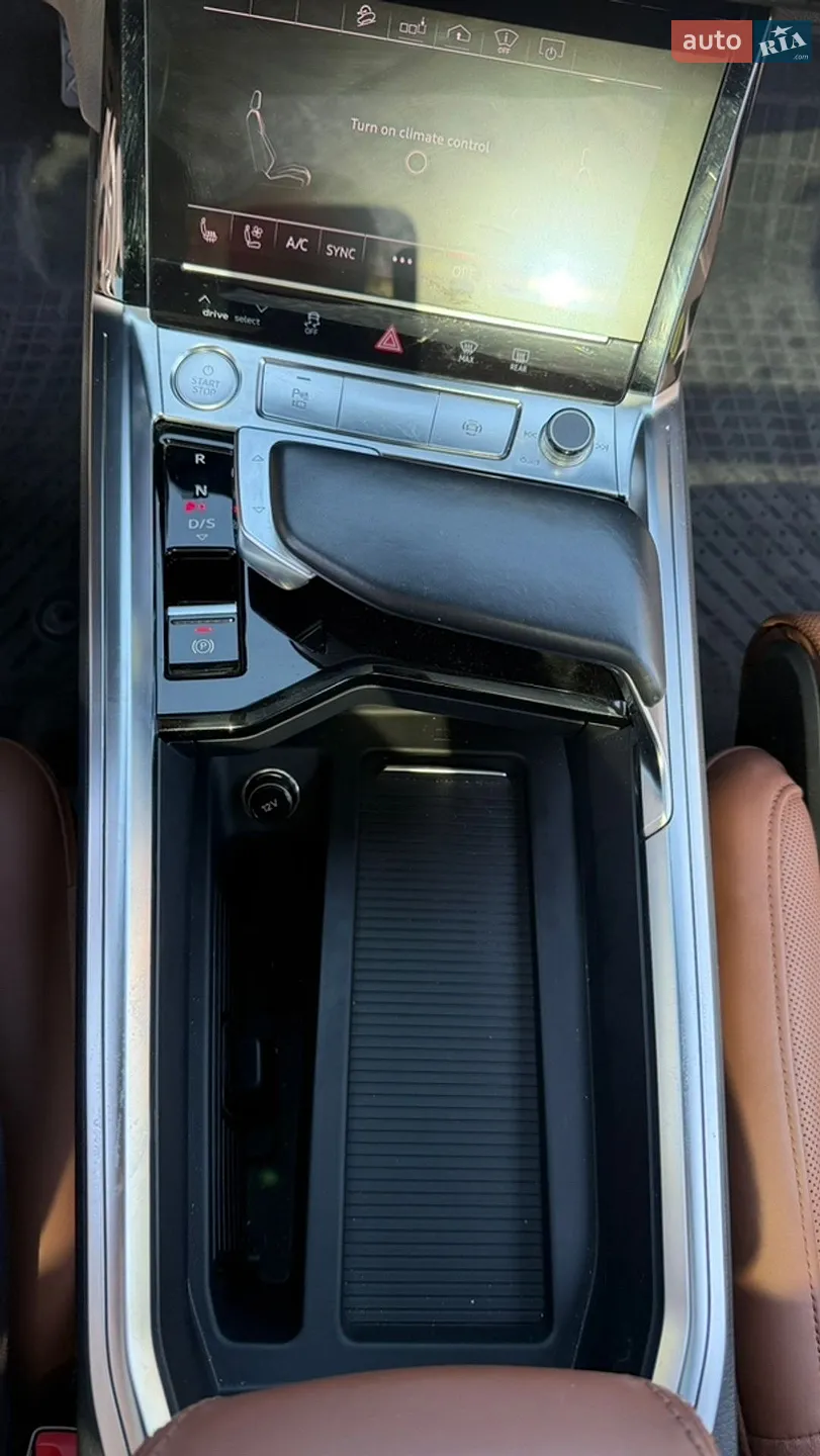 2019 Audi e-tron - мініатюра 26