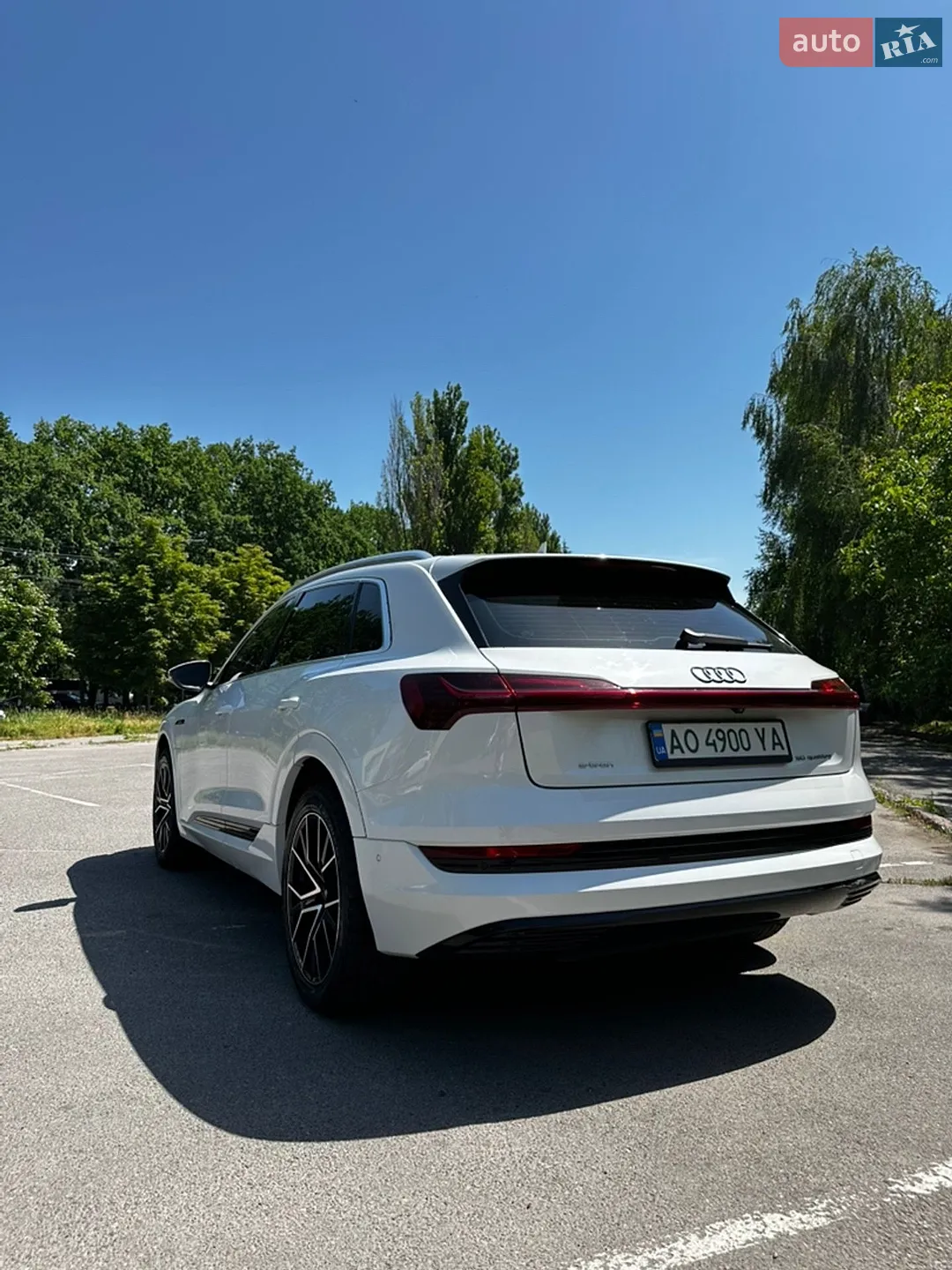 2020 Audi e-tron - мініатюра 8