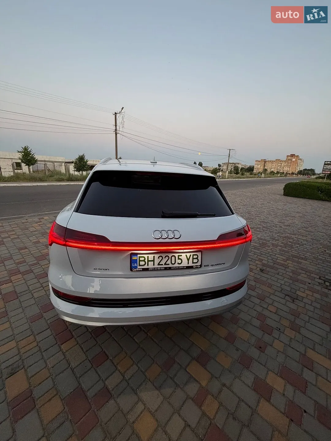 2019 Audi e-tron - мініатюра 8