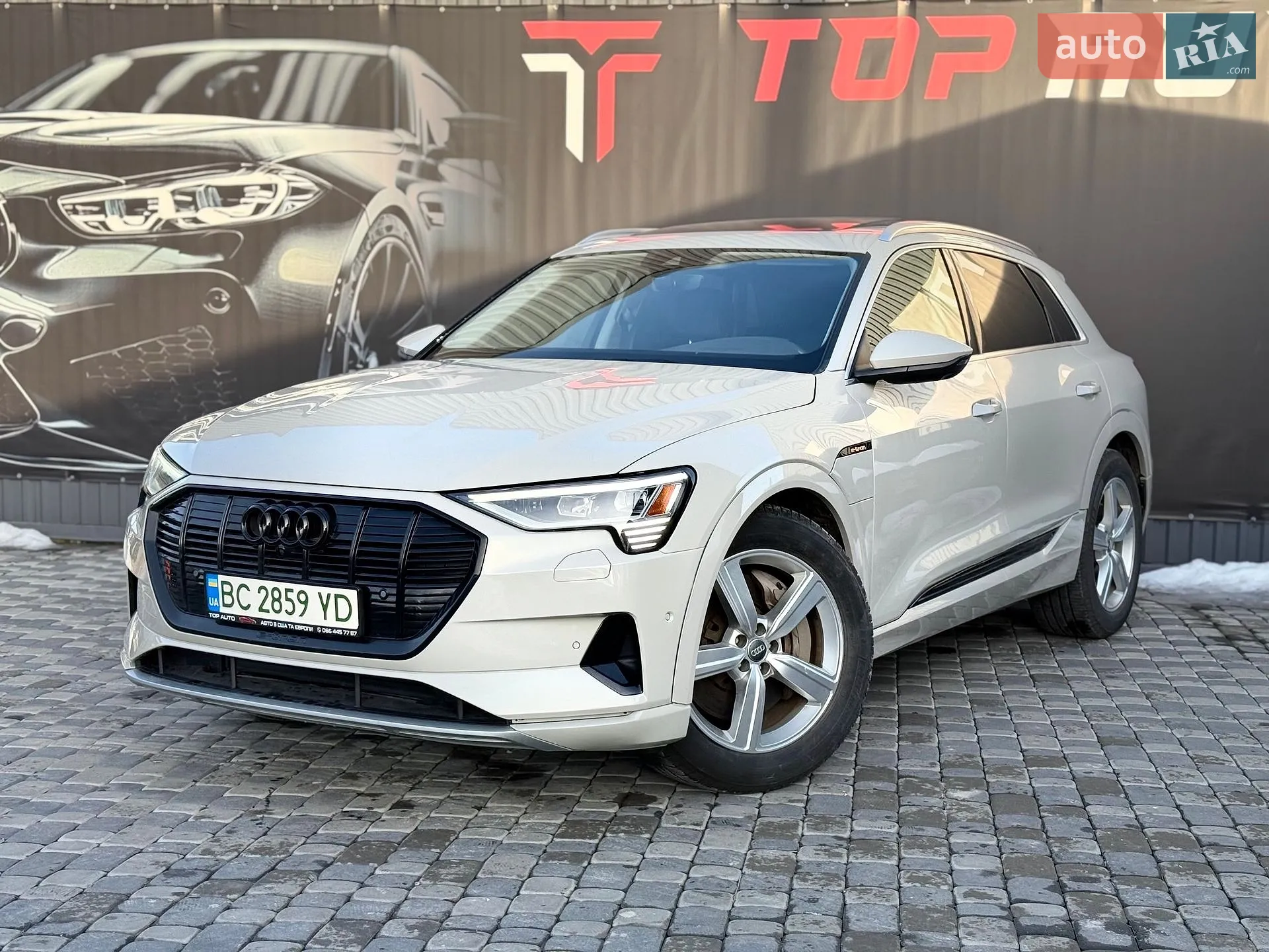 2019 Audi e-tron - мініатюра 3