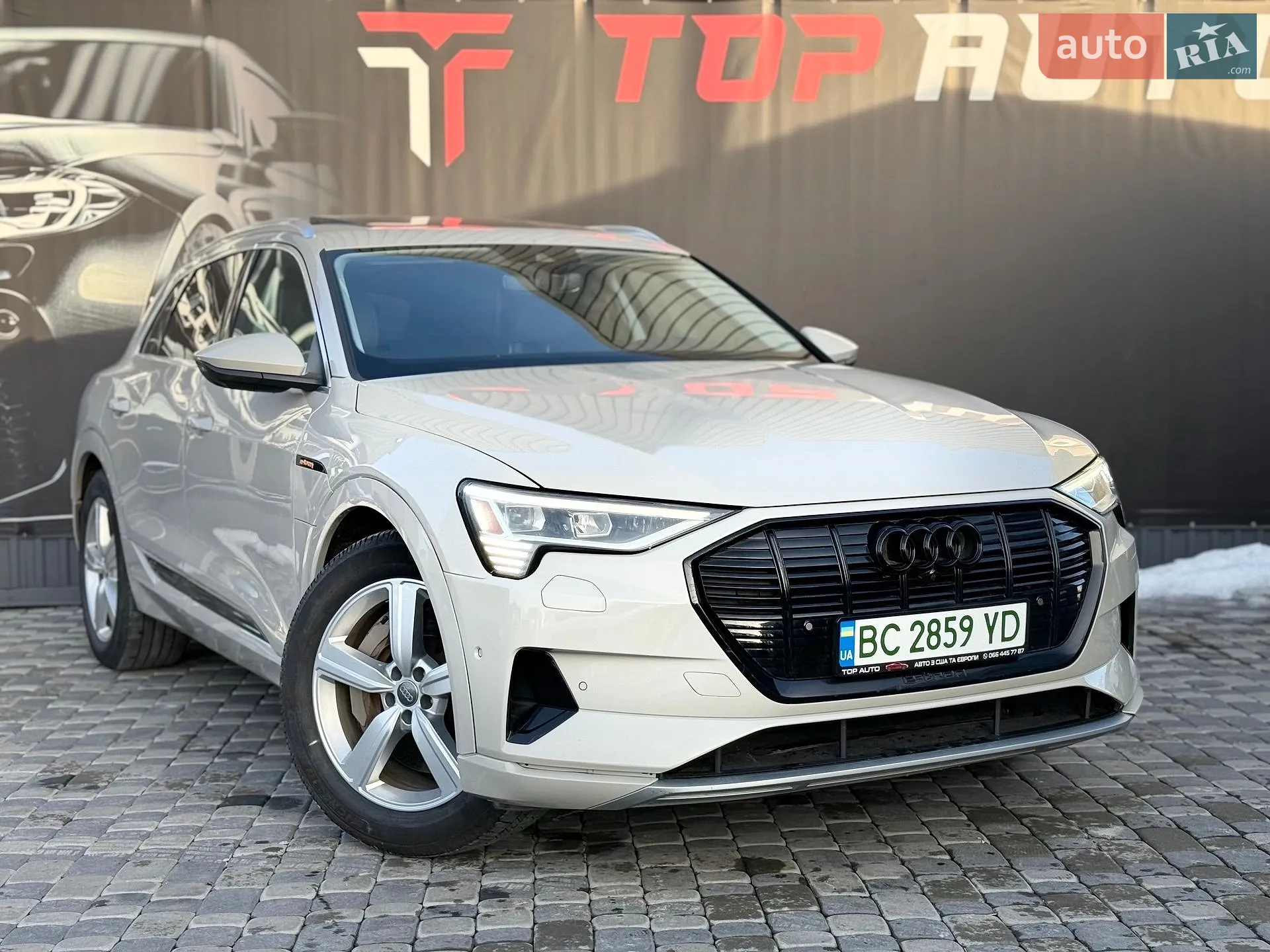 2019 Audi e-tron - мініатюра 8