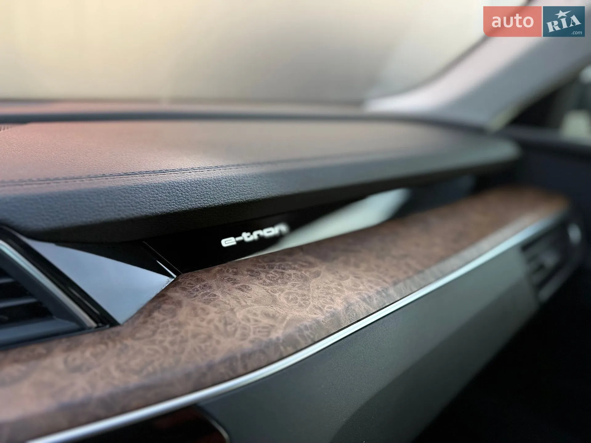 2019 Audi e-tron - мініатюра 47