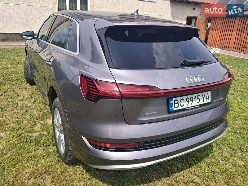 Audi e-tron 2019 VIN WAUZZZGE3LB017237 фото оголошення 6 з 41