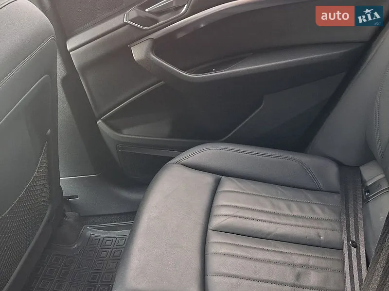 Audi e-tron 2019 VIN WAUZZZGE3LB017237 фото оголошення 20 з 41