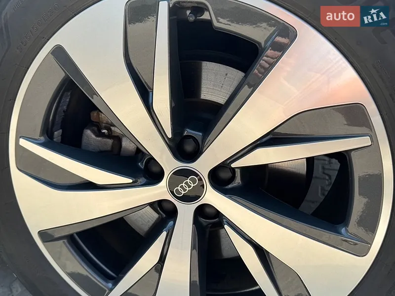Audi e-tron 2022 VIN WAUZZZGE7NB031984 фото оголошення 23 з 52