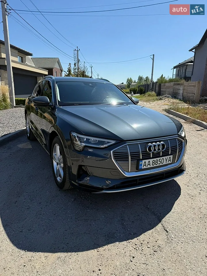 2020 Audi e-tron - мініатюра 26