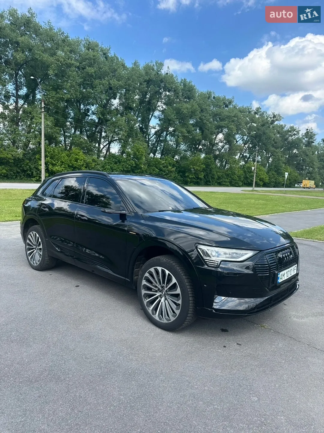 2019 Audi e-tron - мініатюра 13