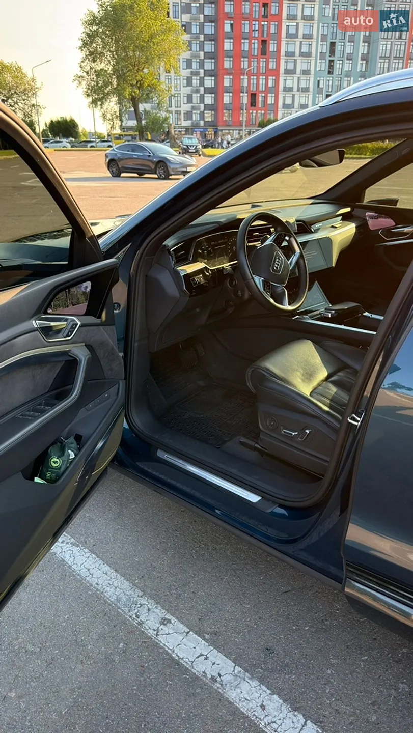 2019 Audi e-tron - мініатюра 28