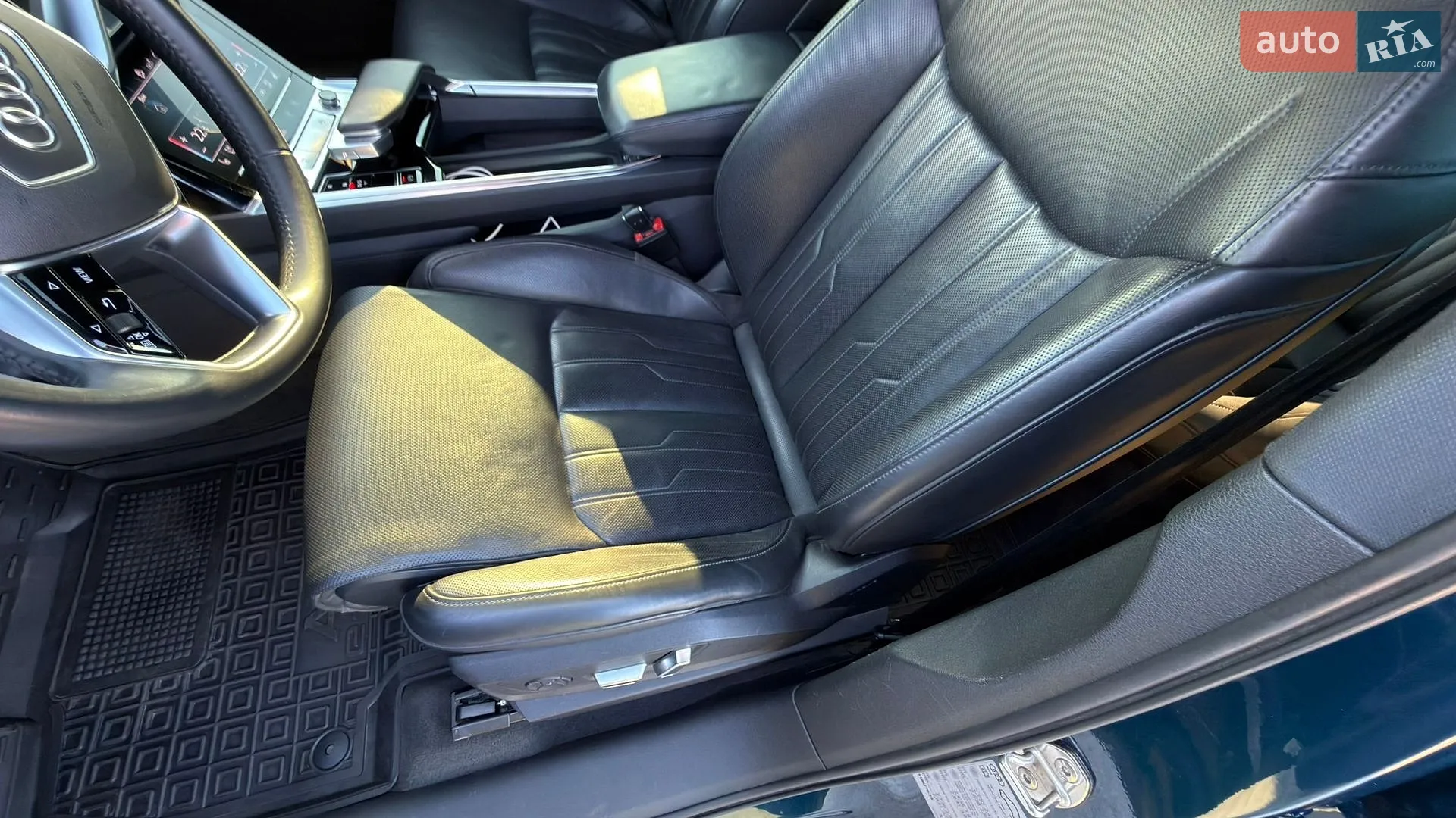 2019 Audi e-tron - мініатюра 35