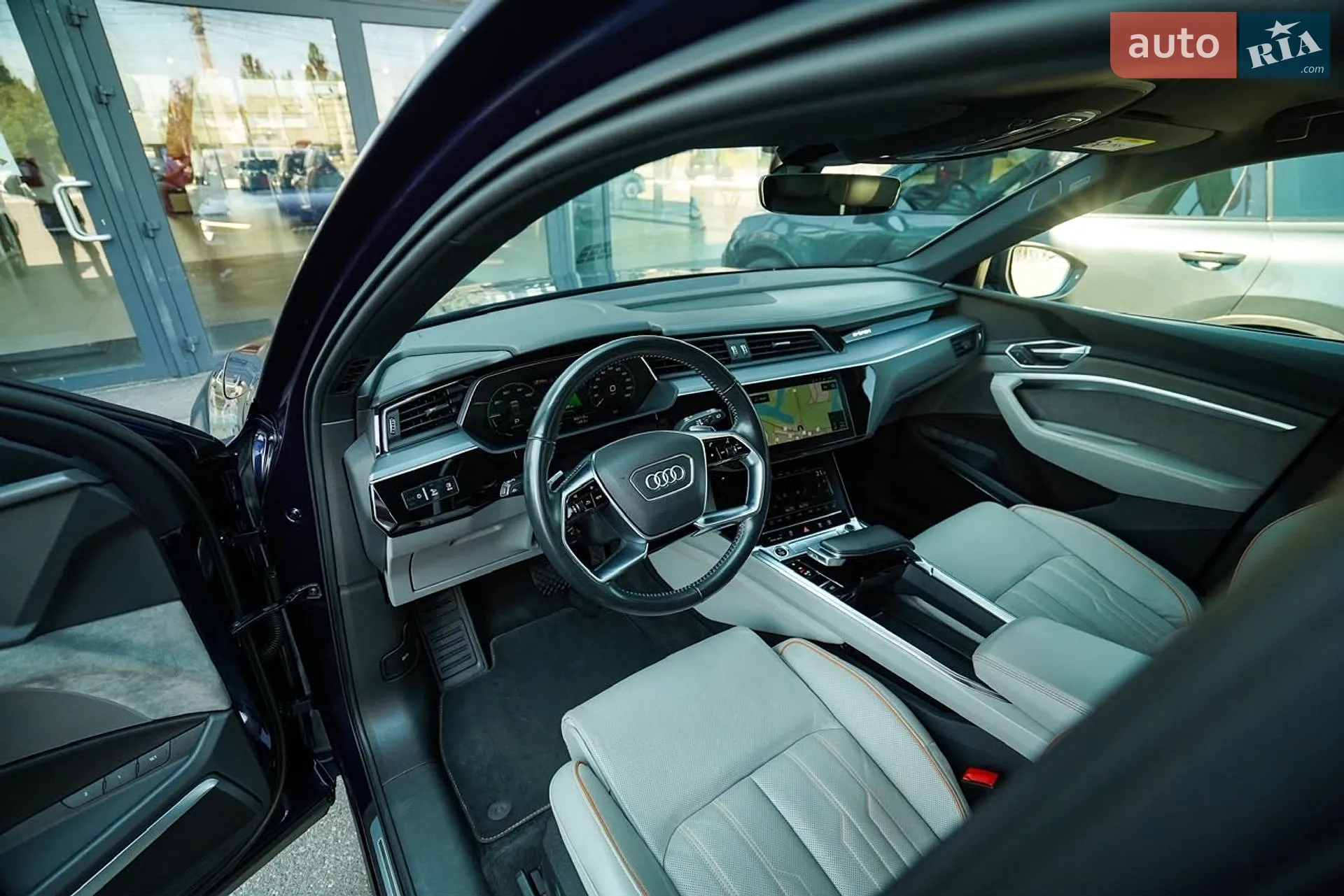 2021 Audi e-tron - мініатюра 25