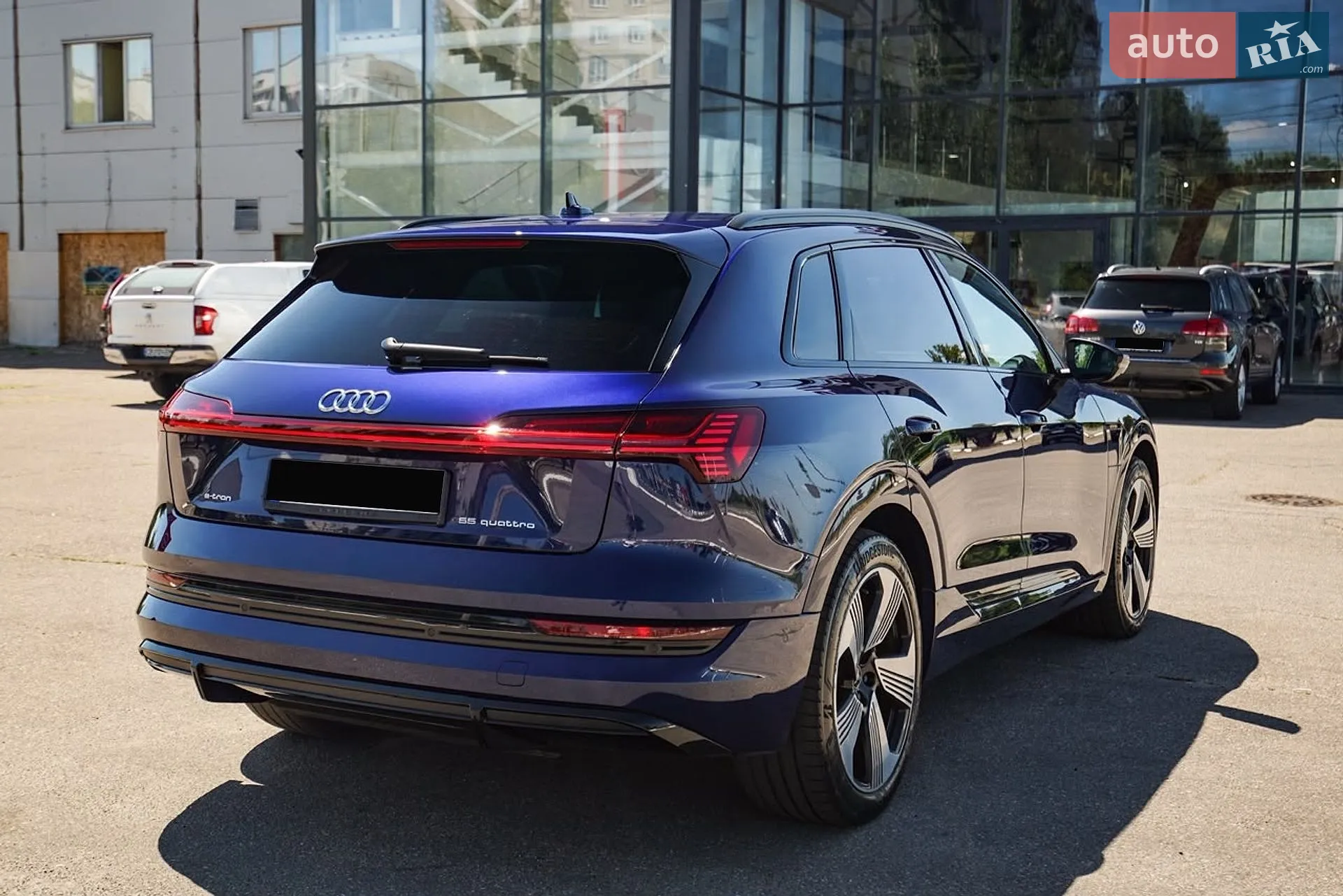 2021 Audi e-tron - мініатюра 11